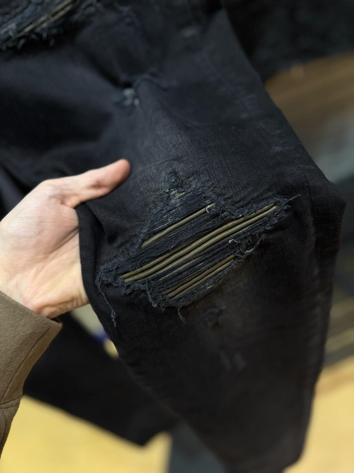 Amiri Size 36 - Amiri Black Camo Logo Jeans 100% Authentic Quick Size US 36 / EU 52 - 10 Thumbnail