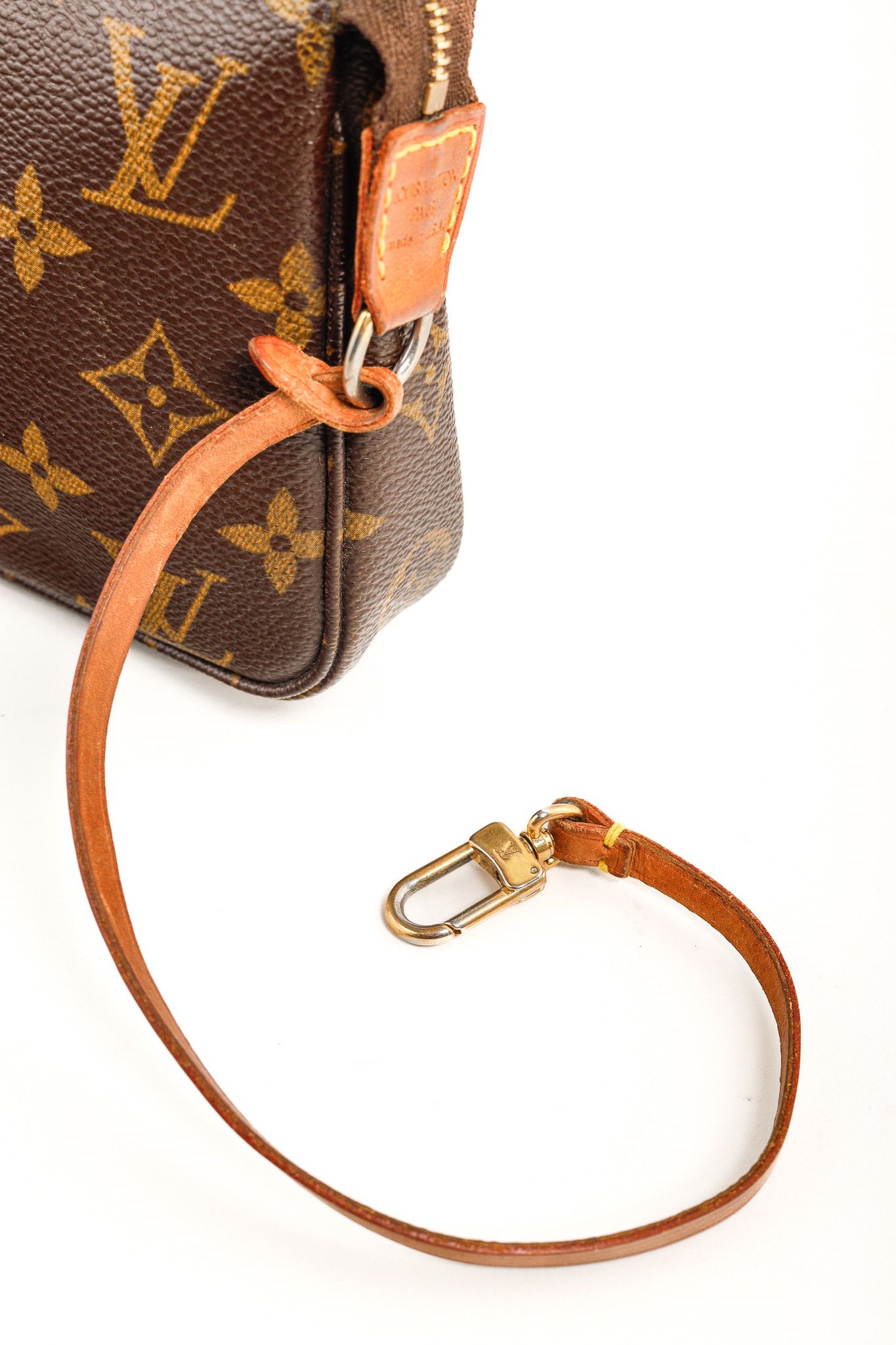 Louis Vuitton Louis Vuitton Monogram Canvas Pochette Accessoires Bag Size ONE SIZE - 5 Thumbnail