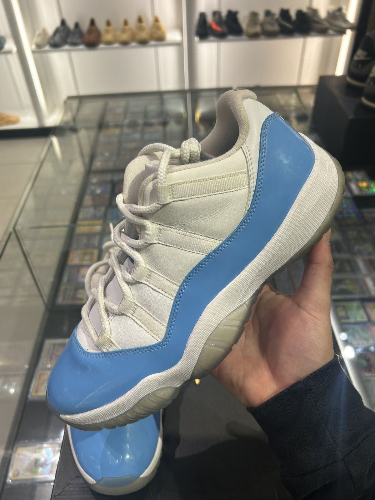 Jordan Brand Jordan 11 Low UNC Size US 10 / EU 43 - 2 Thumbnail