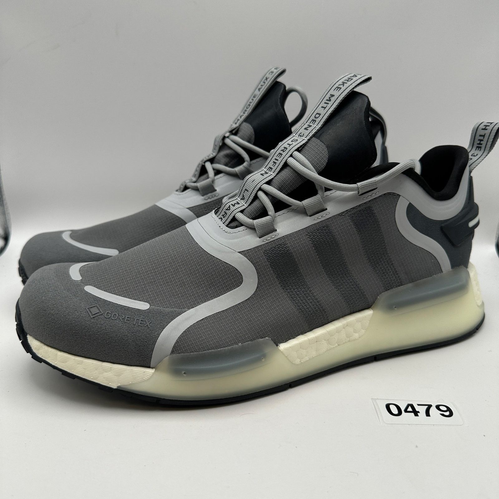 Adidas ADIDAS Men's 11 NMD GORE-TEX V3 Laced Up Casual IF7982 Size US 11 / EU 44 - 1 Thumbnail