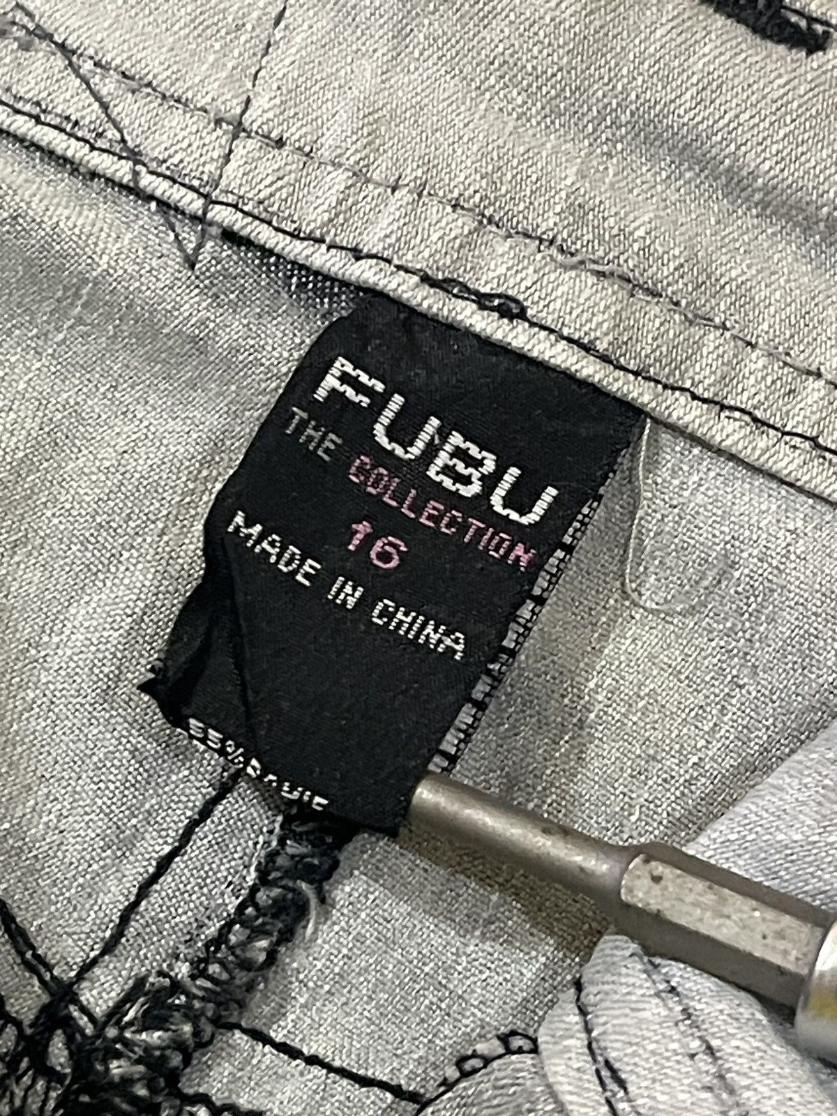 Fubu FLARED💥 FUBU Ice Washed Embellished Low Rise Flare Denim Size 28" / US 6 / IT 42 - 10 Thumbnail