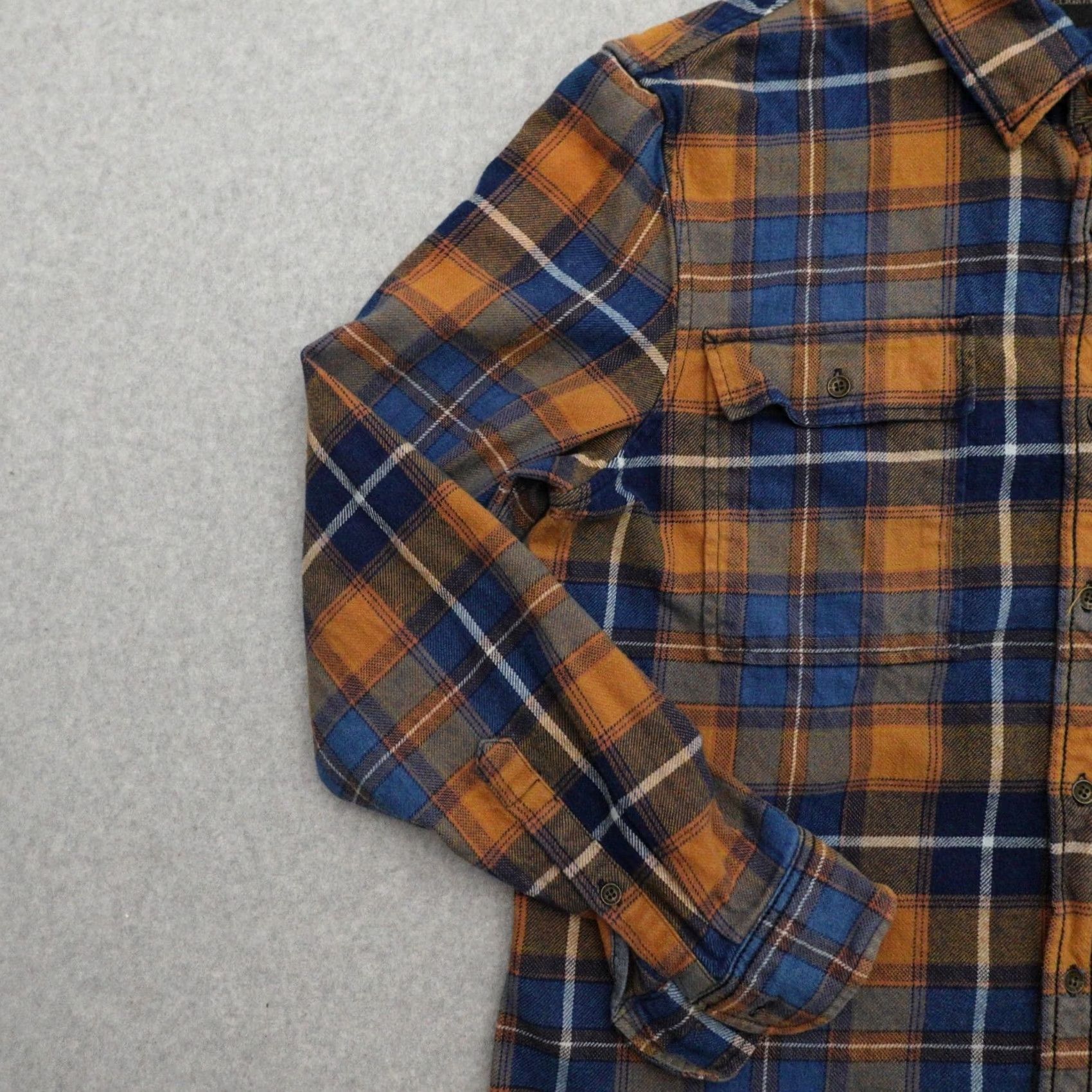 True Religion True Religion Mens Large (29X21) Plaid Button Up Long Sleeve Shirt Blue & Brown Size US L / EU 52-54 / 3 - 6 Thumbnail