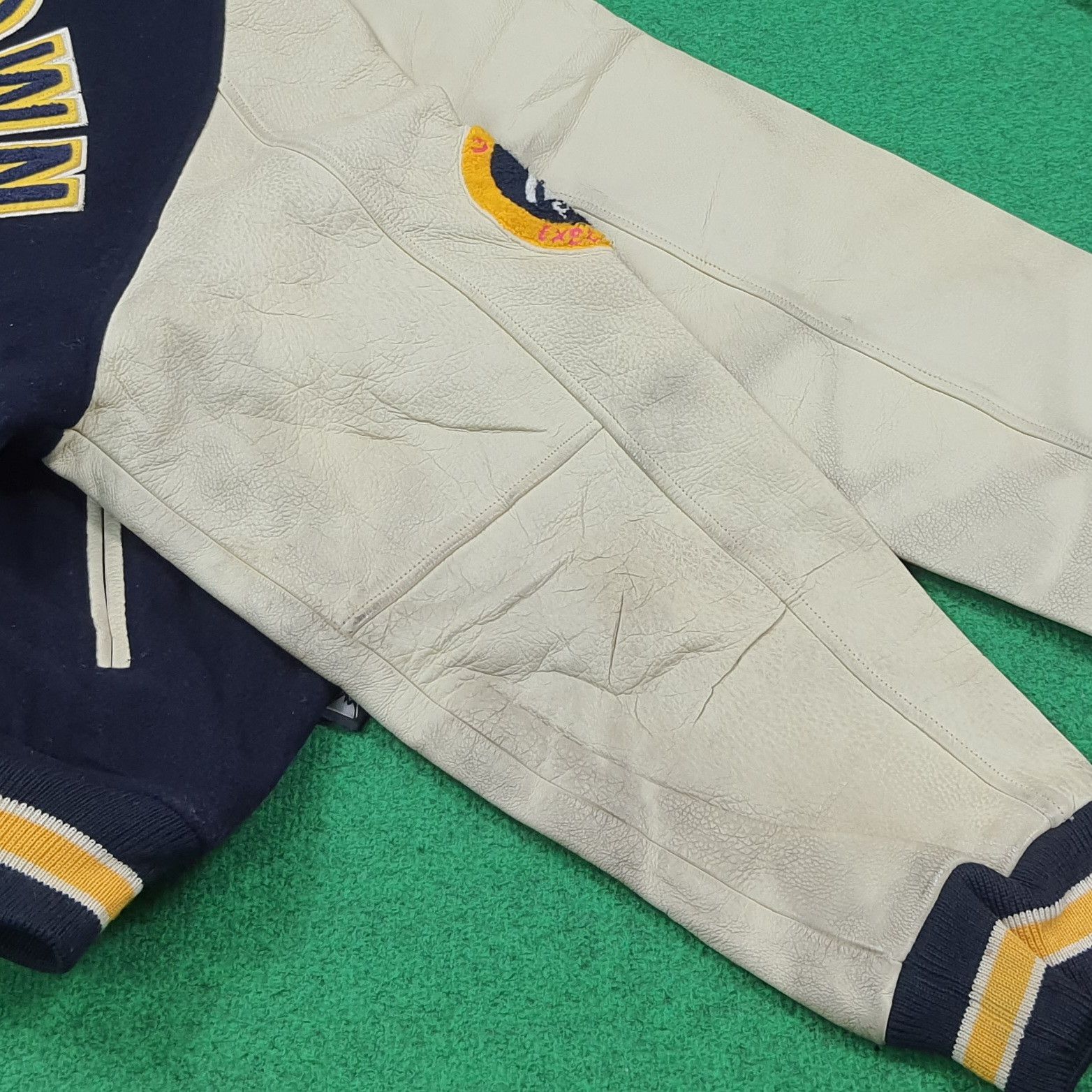 Vintage Vintage First Down Exploration USA Letterman Jacket C291N34 Size US L / EU 52-54 / 3 - 20 Thumbnail