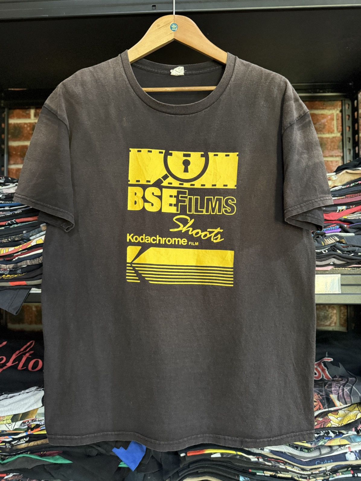 Vintage Thrashed Vintage BSE Films Shoots Kodachrome Sun Faded Tee Size US XL / EU 56 / 4 - 1 Thumbnail