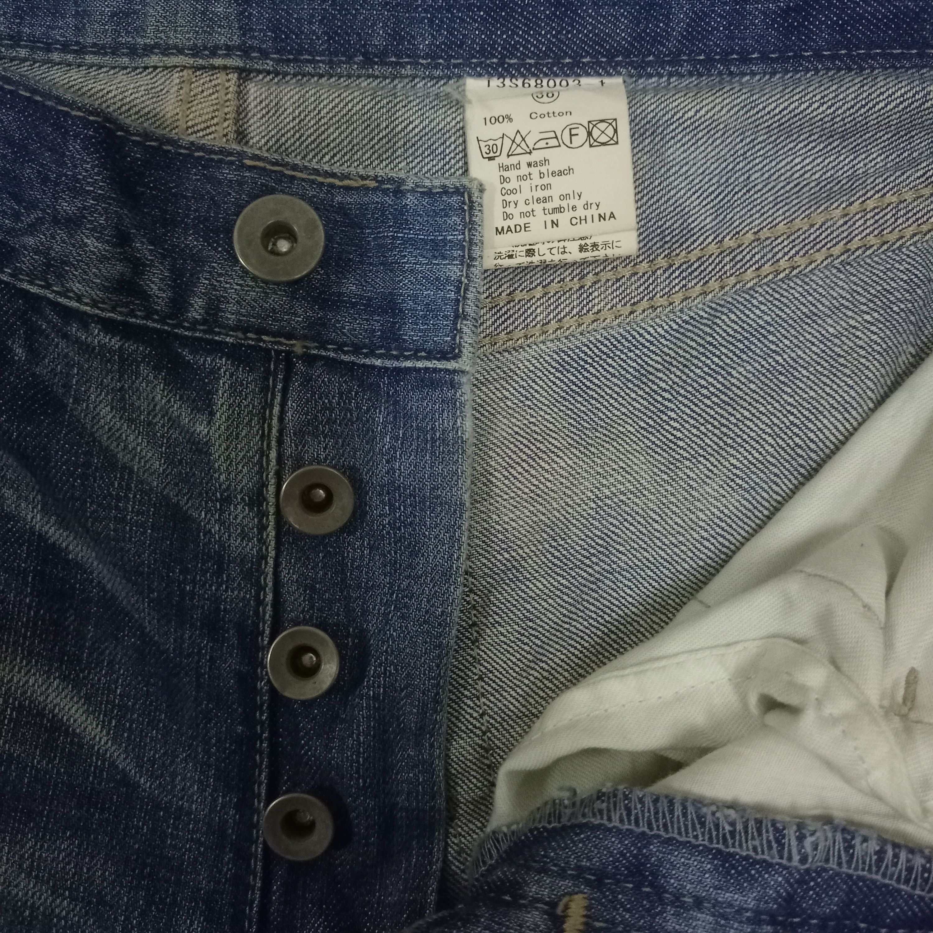 Japanese Brand Vintage Japanese Brand Acid Wash Distressed Style Jeans Size US 29 - 3 Thumbnail