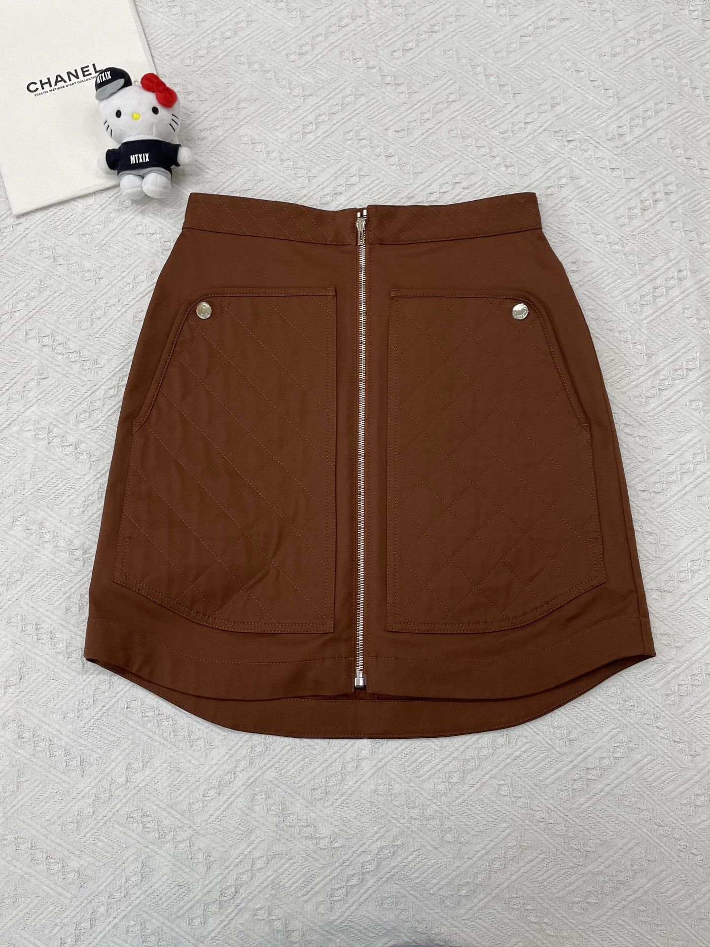 Hermes Hermes 25 SS Orange Quilted Short Skirt fr38 Size 27" / US 4 / IT 40 - 1 Thumbnail