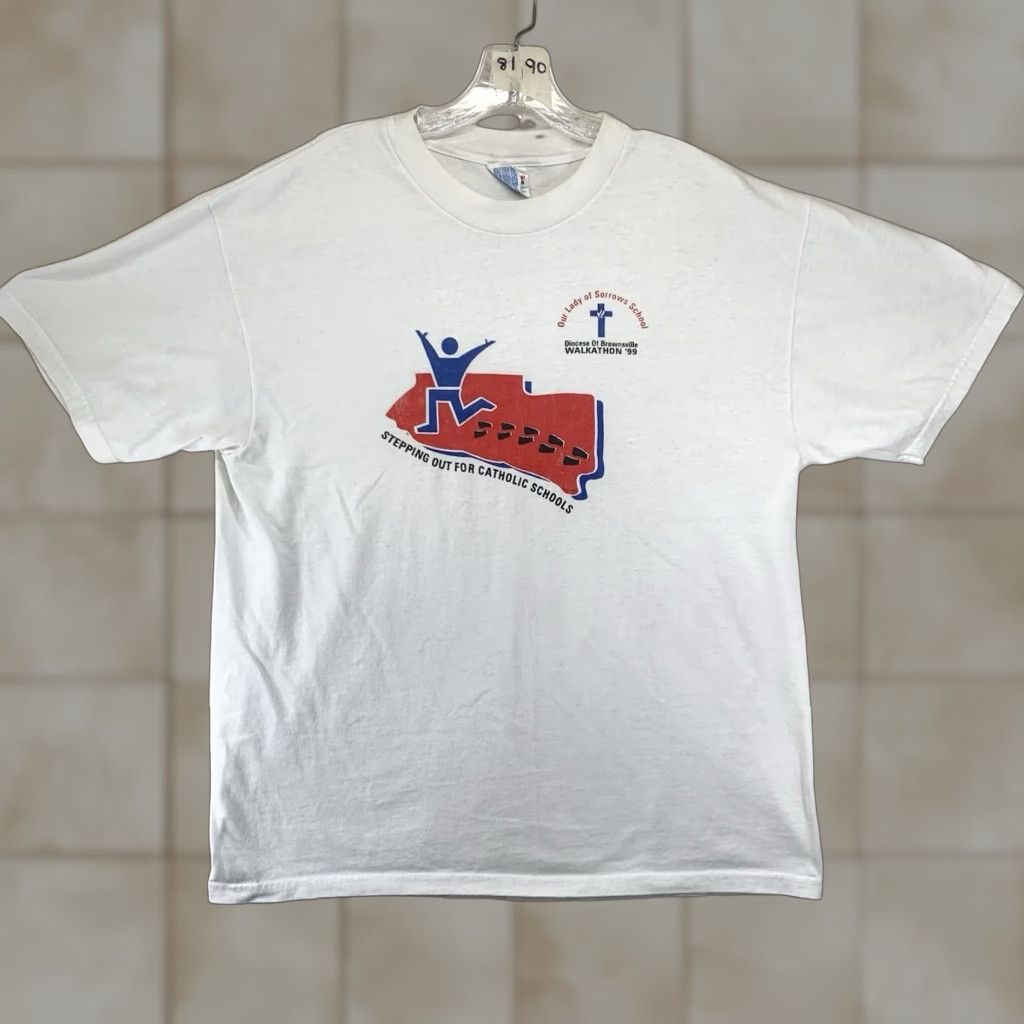 Hanes VINTAGE Hanes 90s Catholic Graphic T-Shirt Adult Large White Crew Neck Short Sleeve Lightweight Unisex Size US L / EU 52-54 / 3 - 1 Thumbnail