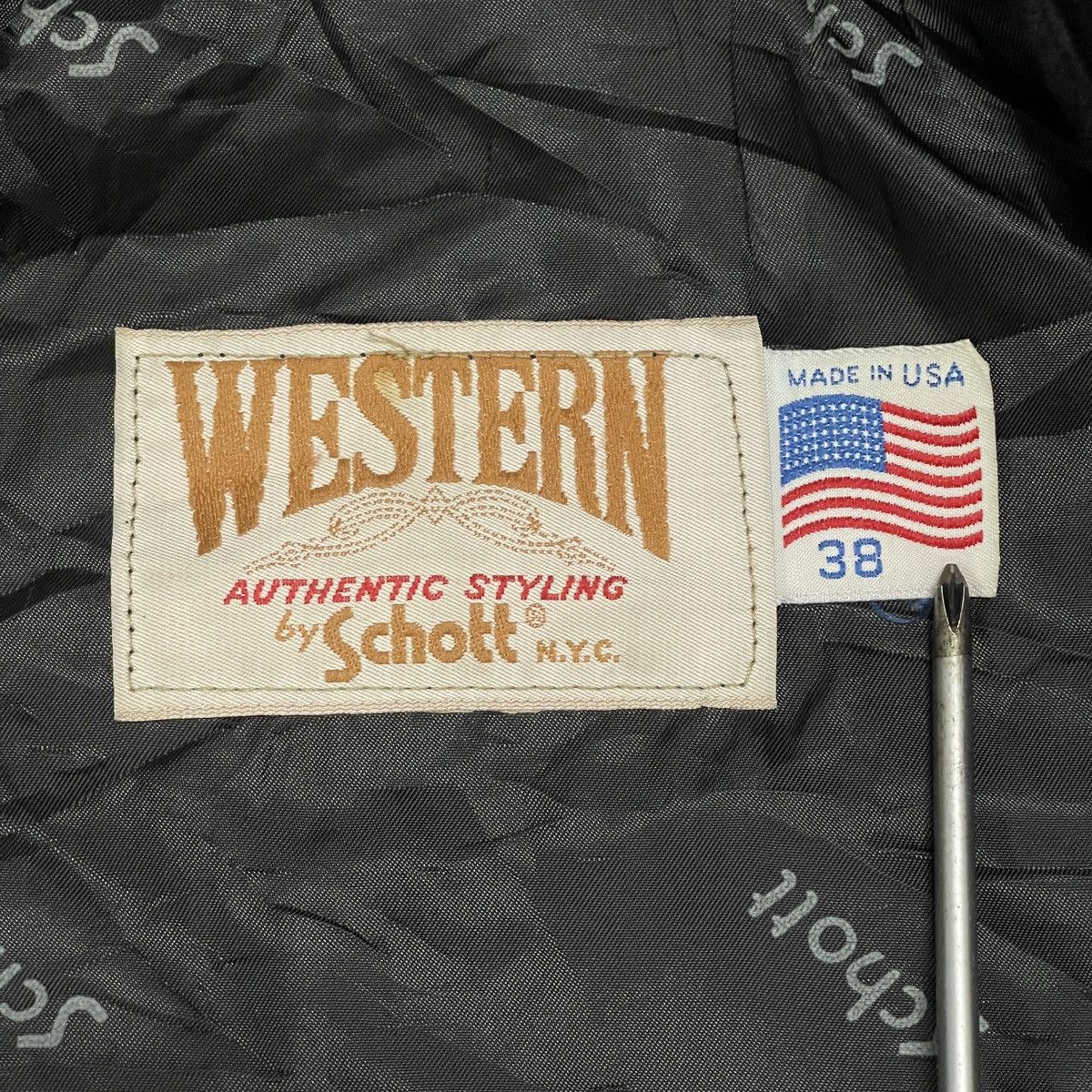 Schott Vintage Schott NYC Western Made in USA Suede Leather Jacket Size US L / EU 52-54 / 3 - 21 Thumbnail