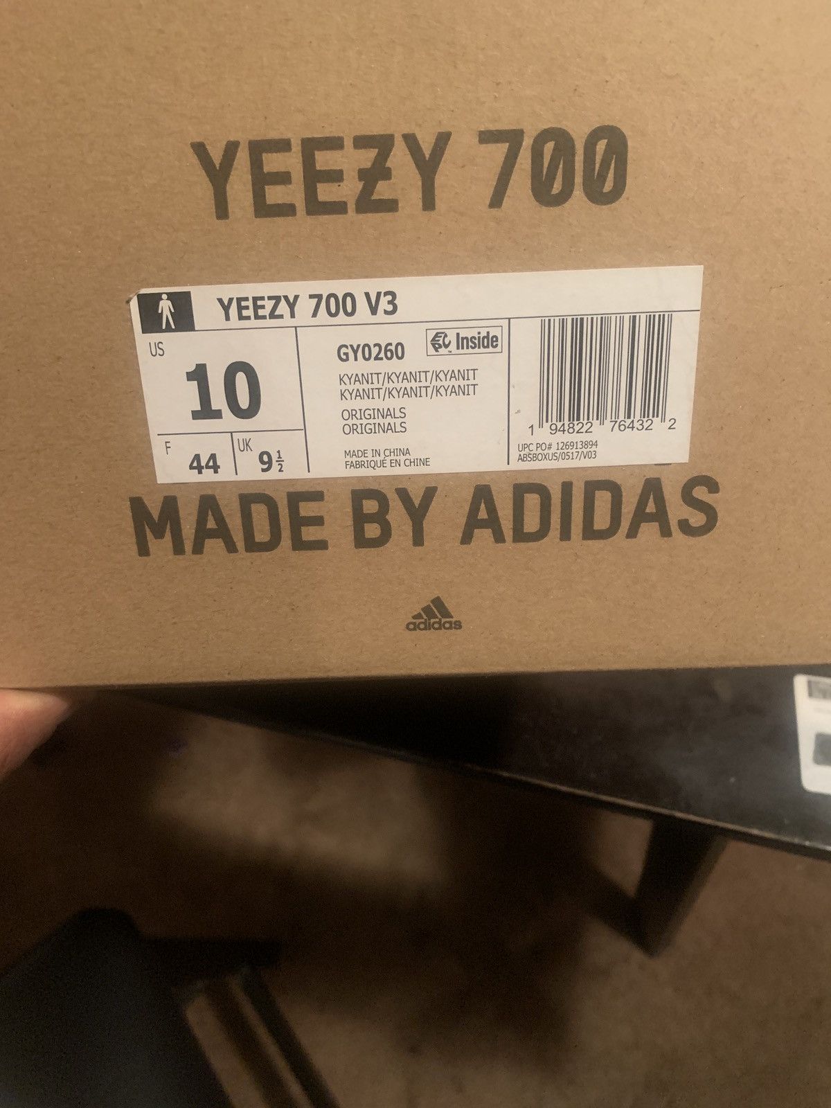 Adidas Yeezy 700 V3 Kyanite Size US 10 / EU 43 - 8 Thumbnail