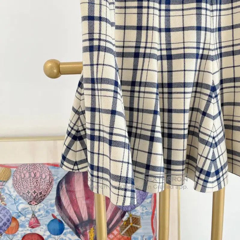 Dior Dior Checkered Wool Mini Skirt for Women . Size 22" - 3 Thumbnail