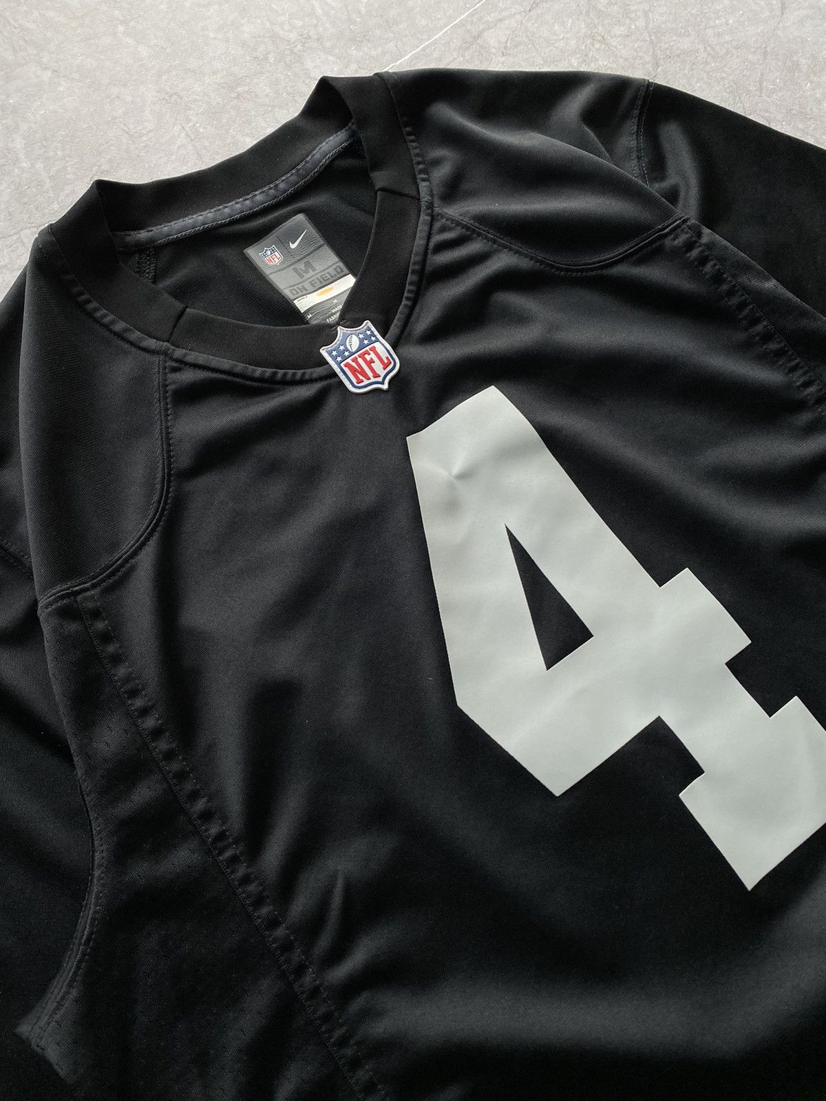 Nike Nike Las Vegas Raiders Derek Carr #4 Jersey NFL On Field Size US M / EU 48-50 / 2 - 3 Thumbnail