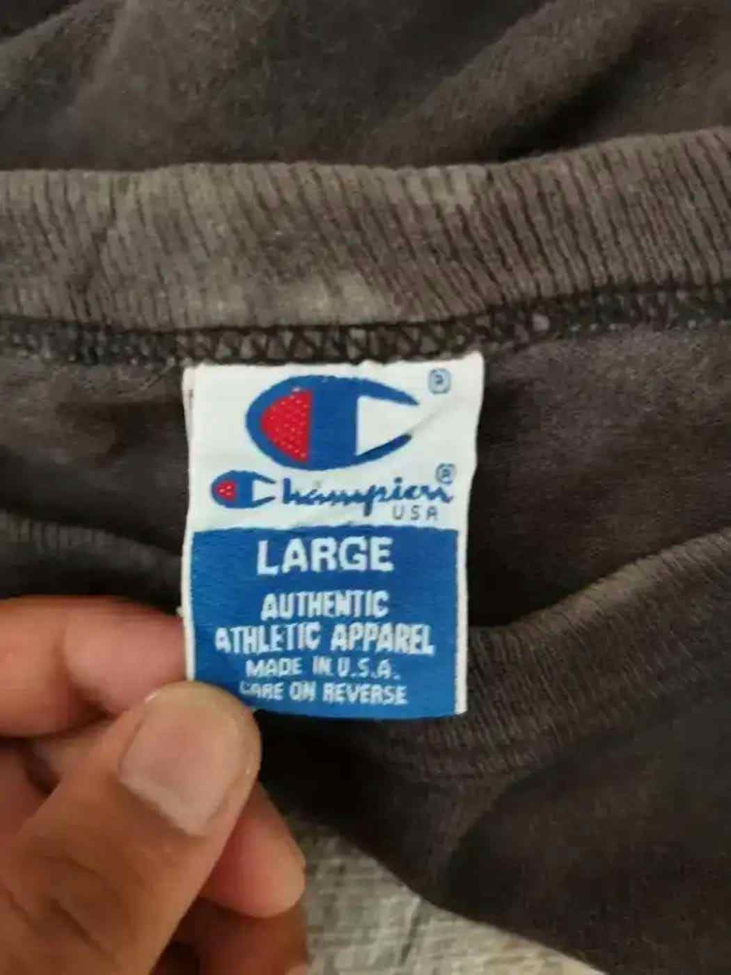 Champion Vintage Champion T-shirt Size US L / EU 52-54 / 3 - 2 Thumbnail