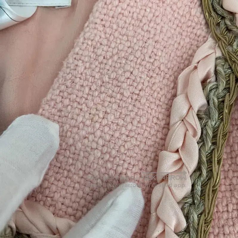 Chanel Chanel Pink Women's Jacket in Size S . Size S / US 4 / IT 40 - 8 Thumbnail