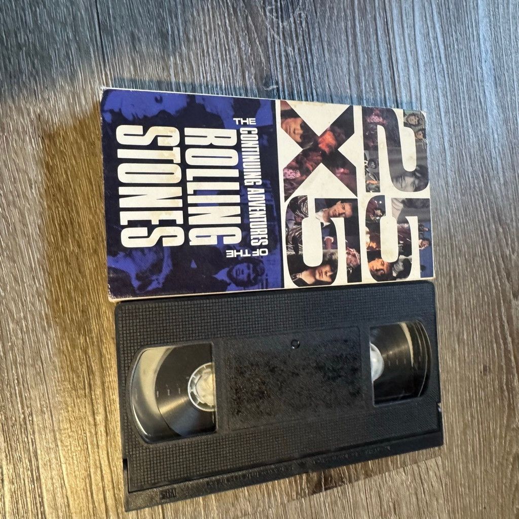 The Unbranded Brand The Rolling Stones 25 X 5 The Continuing Adventures VHS Tape Size ONE SIZE - 2 Thumbnail