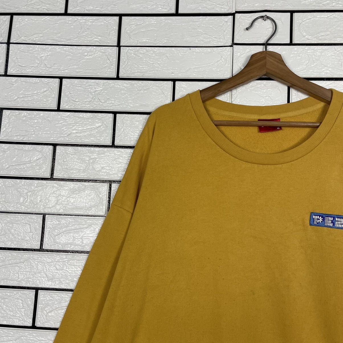 Japanese Brand Japanese Brand PEZ Candy Sweatshirt Size US L / EU 52-54 / 3 - 6 Thumbnail