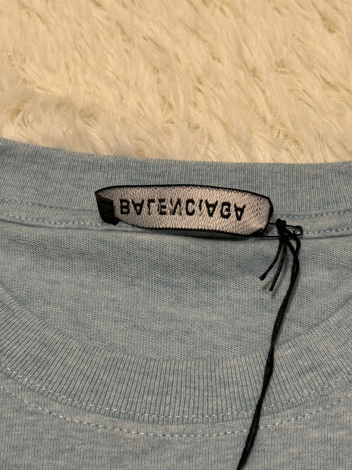 Balenciaga Balenciaga sky blue t shirt Size US XS / EU 42 / 0 - 5 Thumbnail