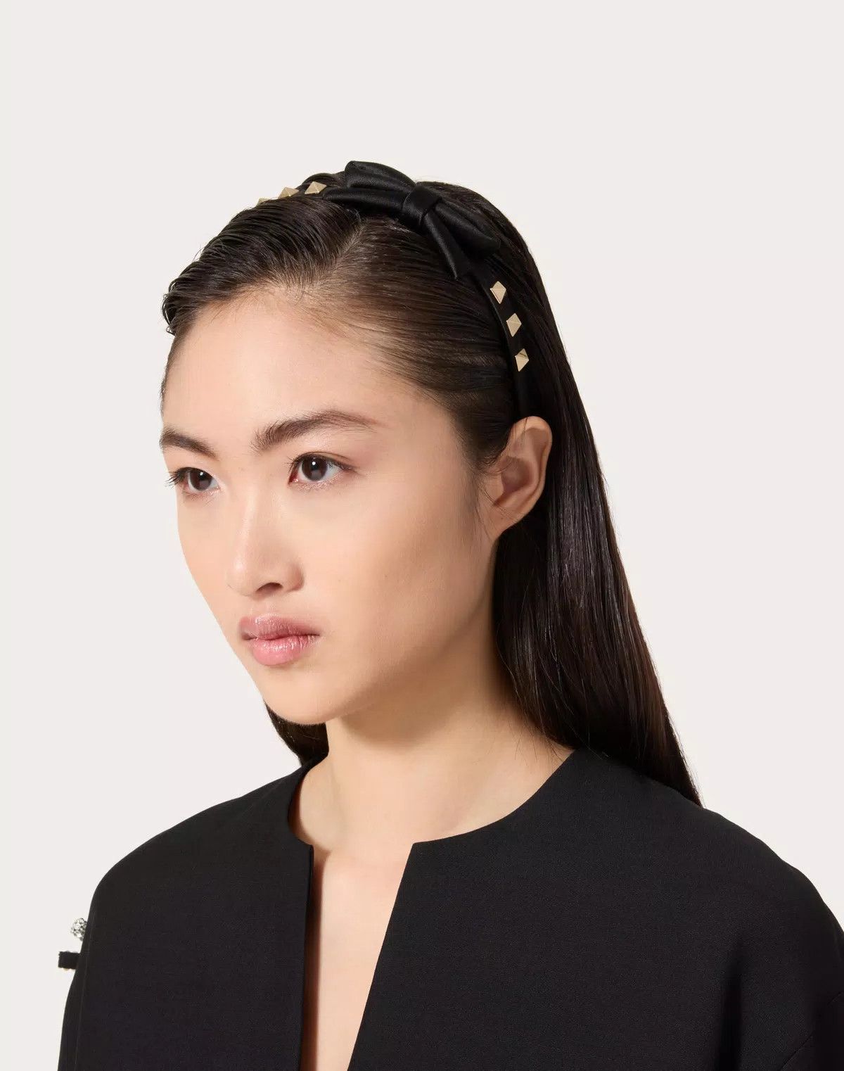 Valentino oc11z0725 Size:OS/Rockstud Satin And Metal Headband in Black Size ONE SIZE - 5 Thumbnail