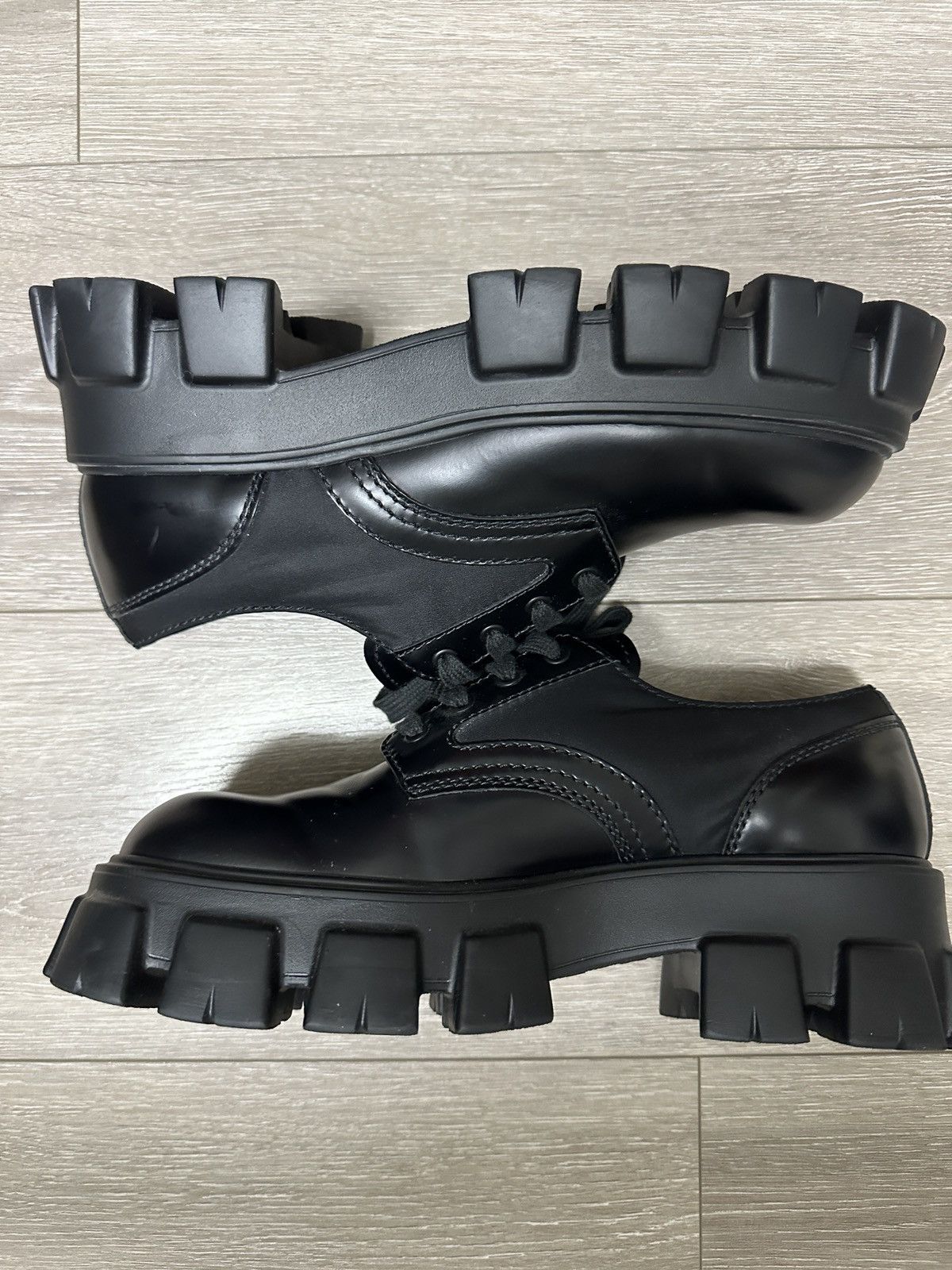 Prada Prada Monolith Derby Size US 10 / EU 43 - 1 Thumbnail