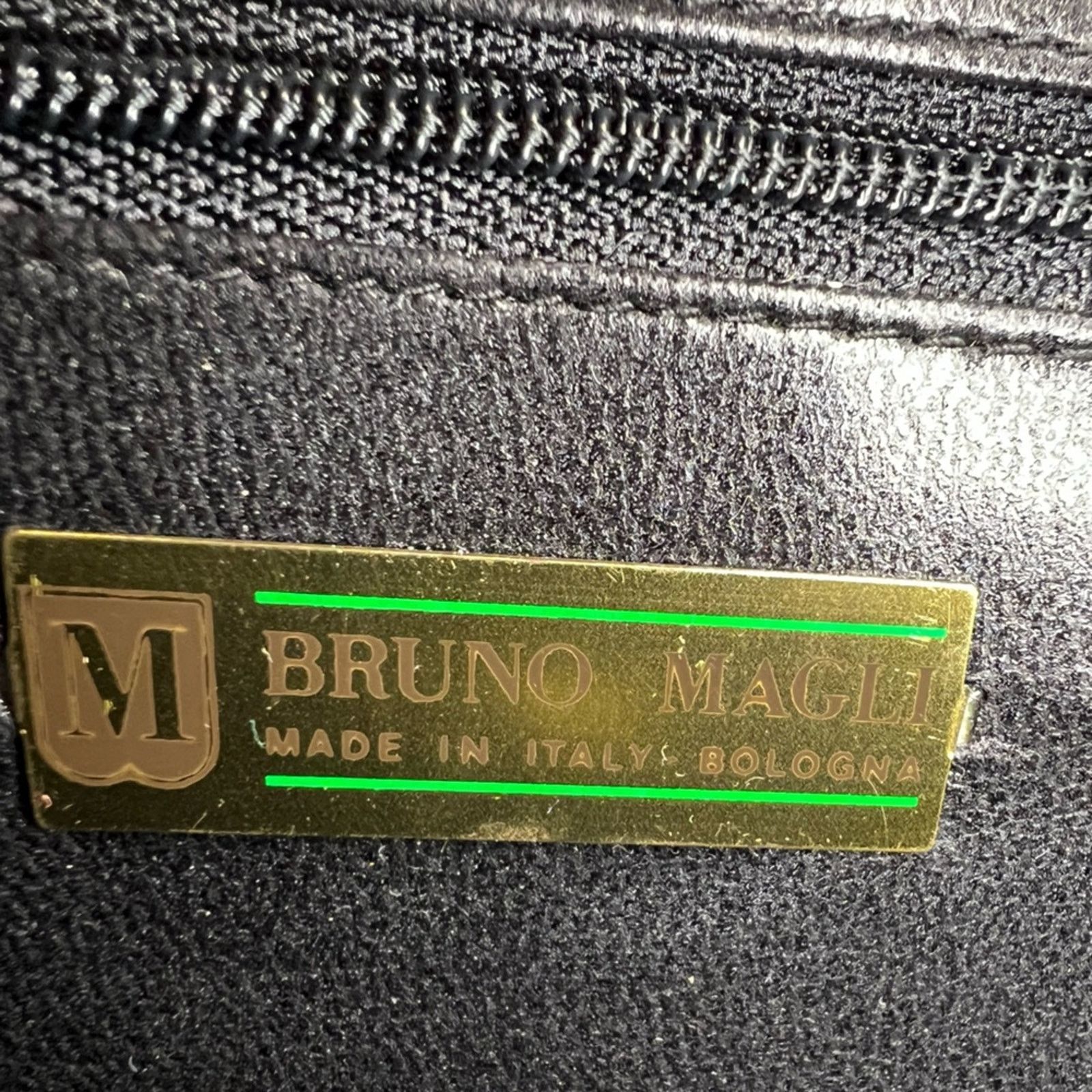 Bruno Magli Bruno Magli Vintage Metallic Silver Purse Size ONE SIZE - 6 Thumbnail