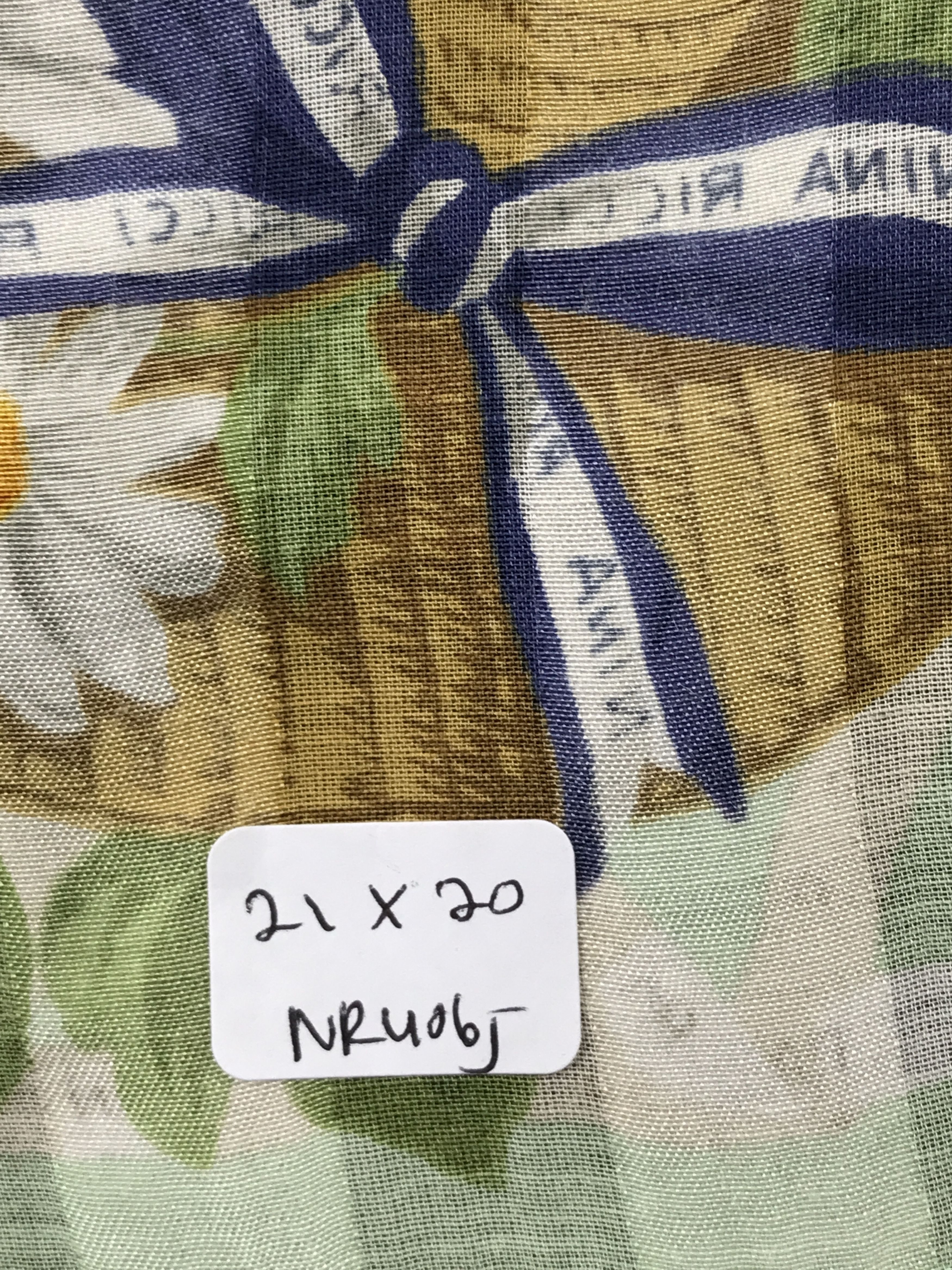 Designer × Japanese Brand × Vintage Vintage Nina Ricci Bandana Neckerchief Handkerchief Size ONE SIZE - 5 Thumbnail