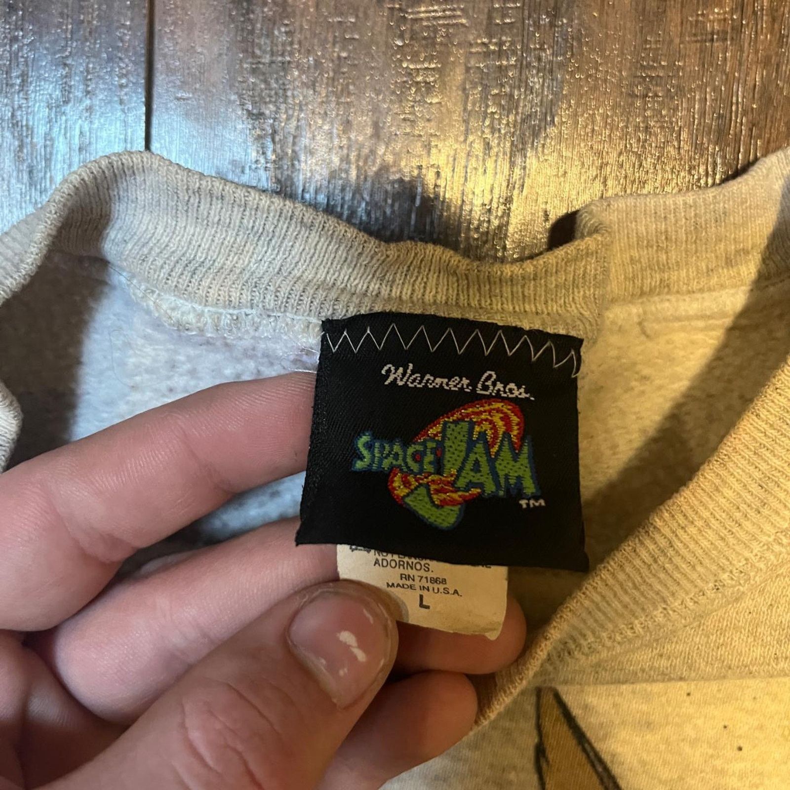 NBA Vintage Space Jam Looney Tunes AOP Crewneck Size US L / EU 52-54 / 3 - 2 Thumbnail