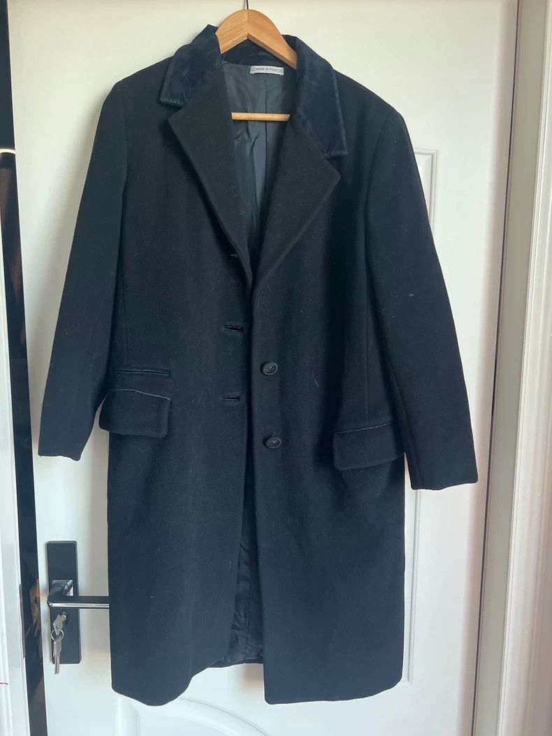 Versace Black Cashmere Classic Coat - dmc