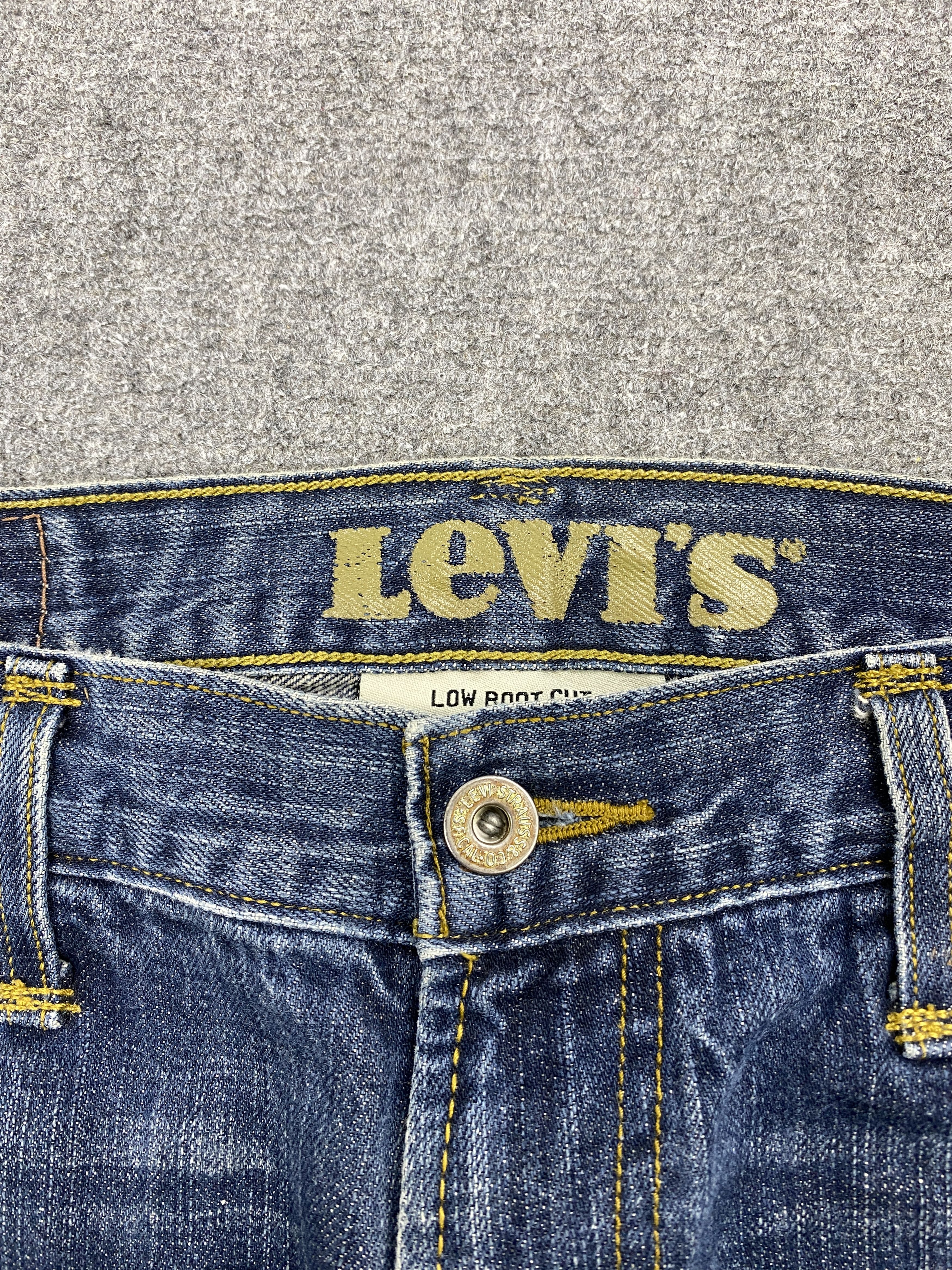 Levi's × Vintage Splatter Paint Vintage Levi's 527 Bootcut Jeans Size US 31 - 8 Thumbnail
