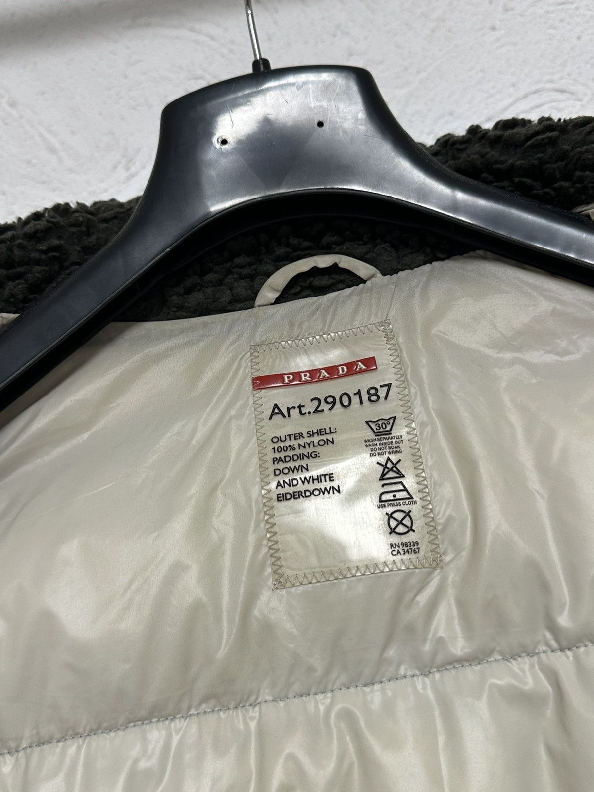 Prada Prada Milano Down Jacket M Size Size M / US 6-8 / IT 42-44 - 14 Thumbnail