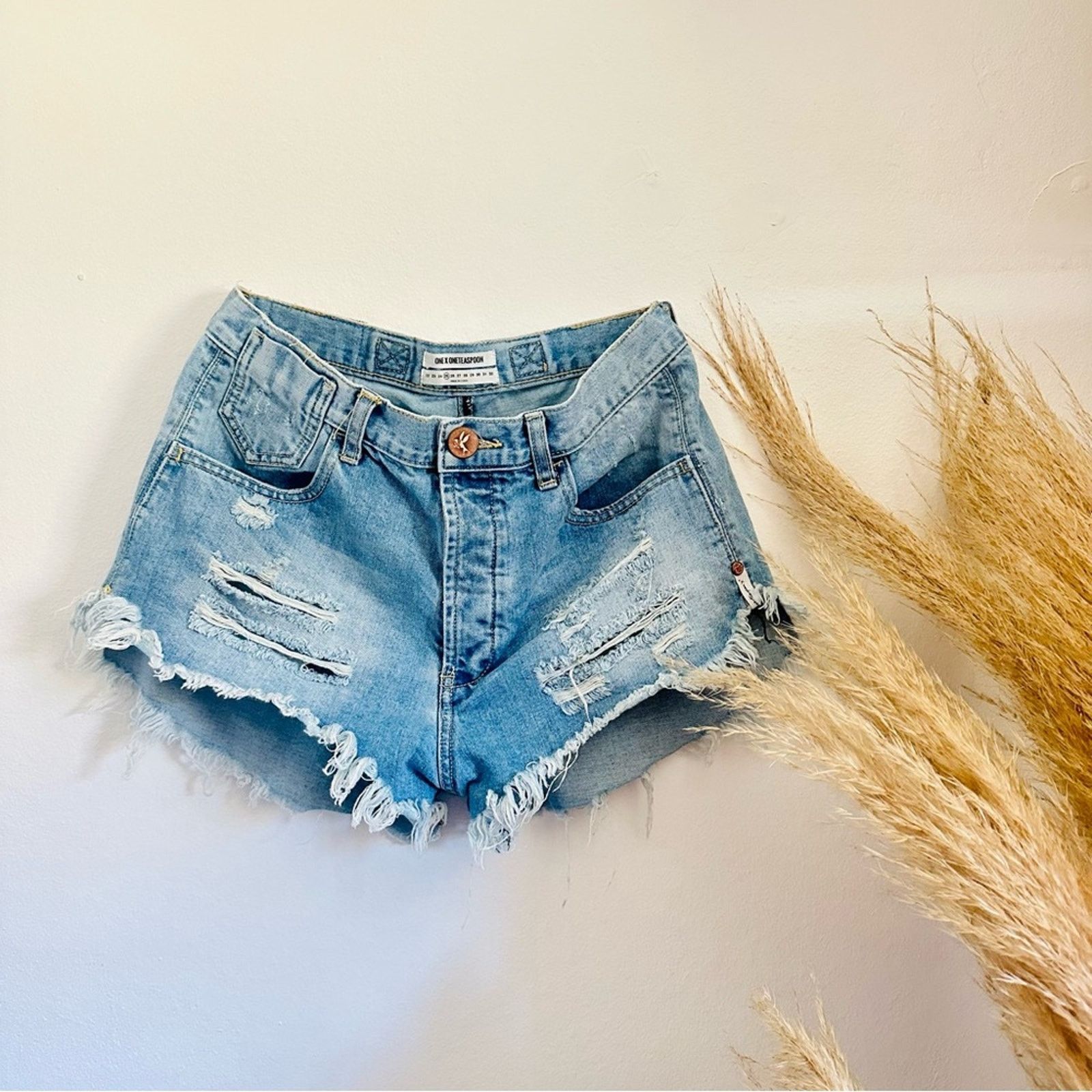 One Teaspoon ONE TEASPOON High Rise Le Wolves Blue Denim Cutoffs Short Size 25" / US 0 / IT 36 - 4 Thumbnail