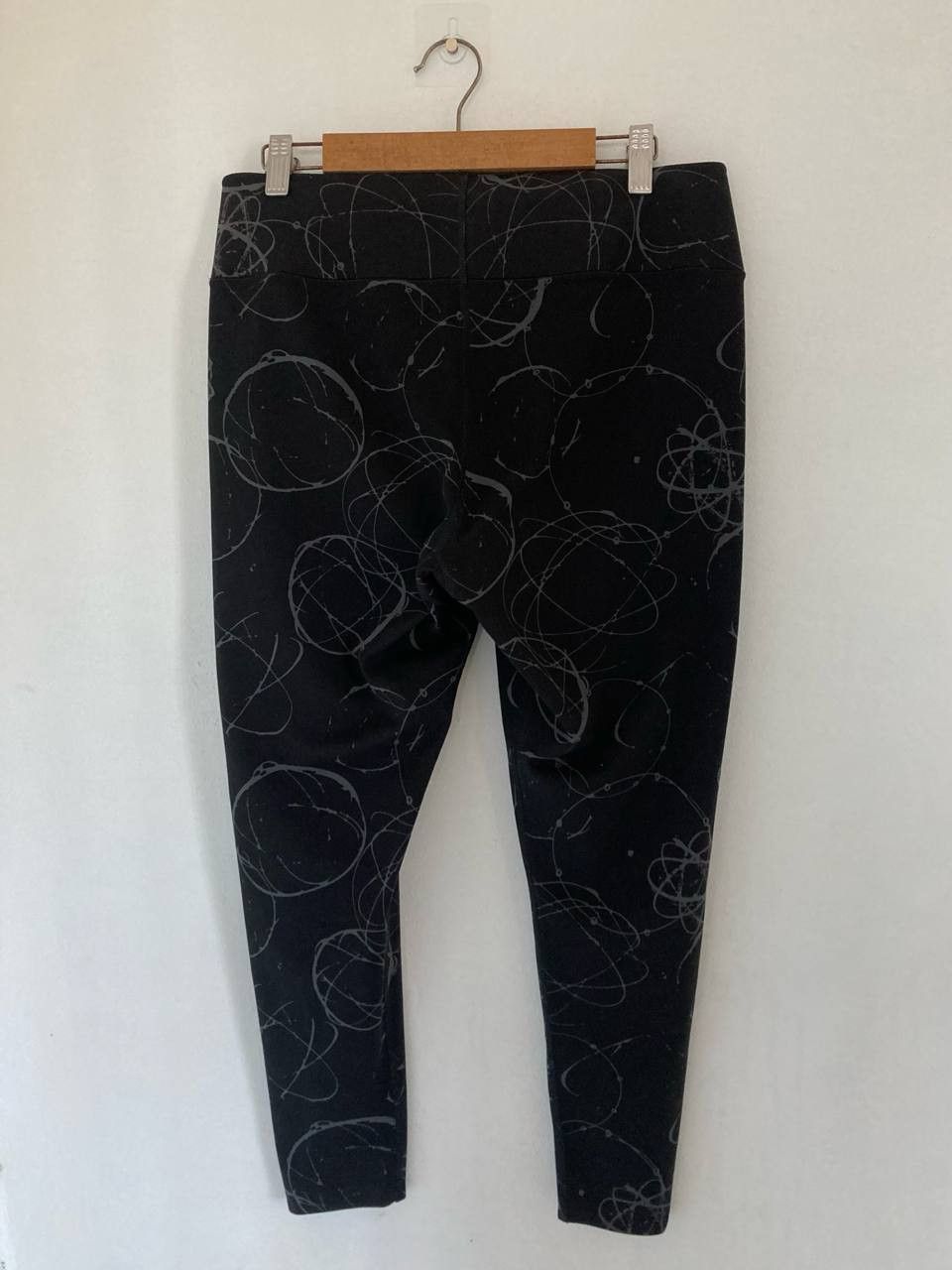 Futura × Uniqlo AIRism Active Uniqlo x Futura LAB Seamless Leggings Size 30" / US 8 / IT 44 - 3 Thumbnail