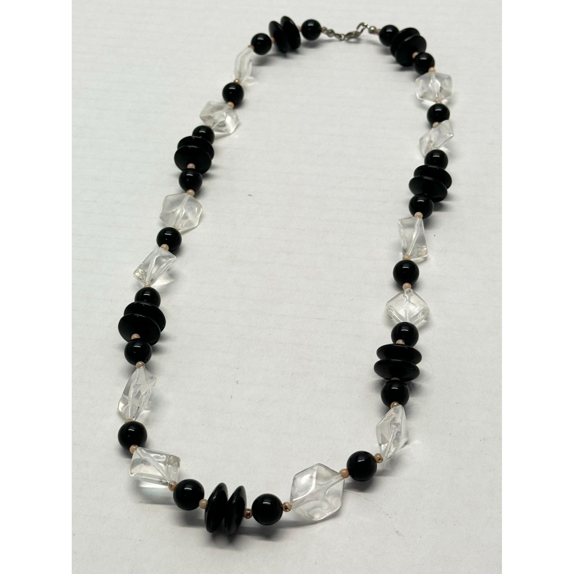 Vintage Vintage lucite black beaded necklace Size ONE SIZE - 5 Thumbnail