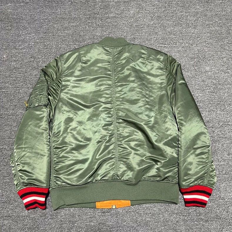 Undercover Undercover x Supreme wears a reversible flight jacket Size US M / EU 48-50 / 2 - 2 Thumbnail