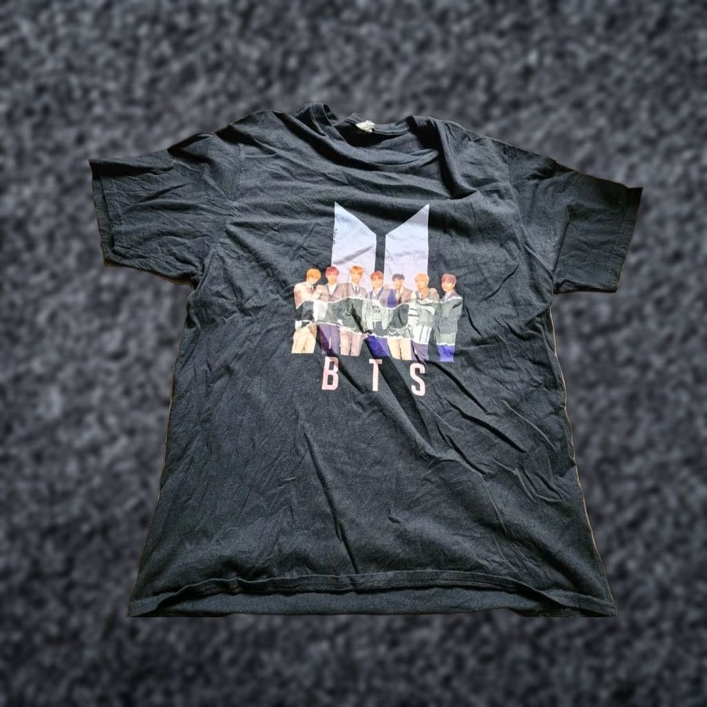 Vintage K-Pop BTS Band Tee Unisex Adults Large Black Short Sleeve Cotton T Shirt Size US L / EU 52-54 / 3 - 1 Thumbnail