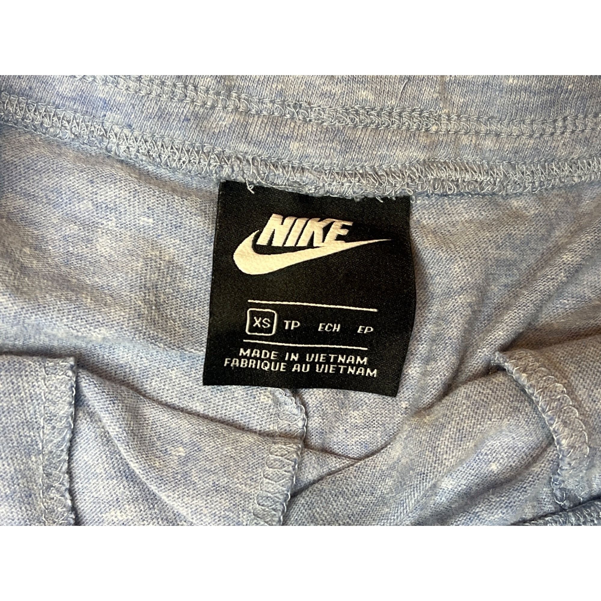 Nike NIKE Women's Black & Blue Sportswear Shorts XS Size 26" / US 2 / IT 38 - 4 Thumbnail