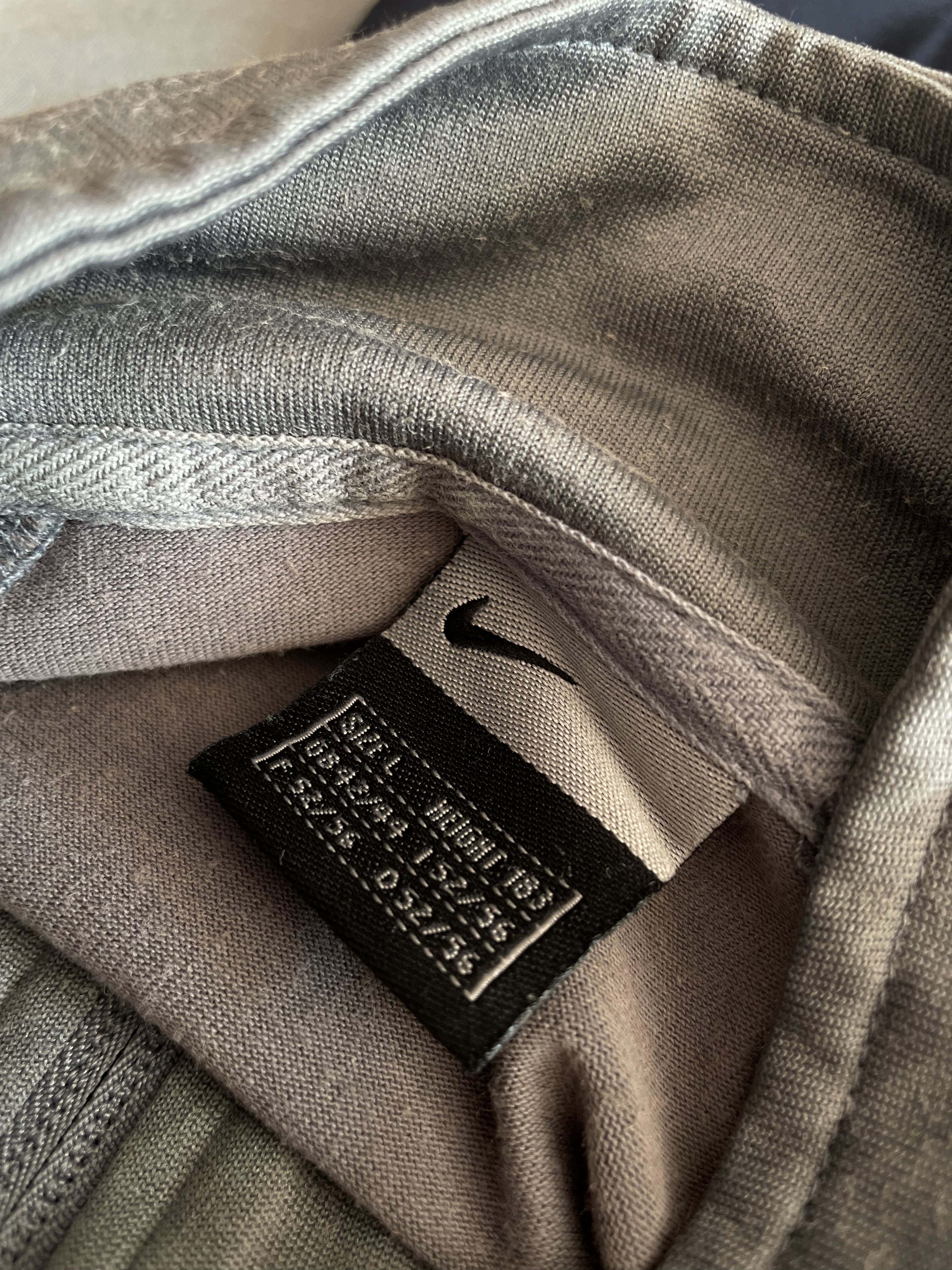 Nike Nike Vintage y2k gorpcore japon style Tee Size US L / EU 52-54 / 3 - 5 Thumbnail