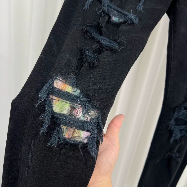 Amiri Amiri cut floral patchwork destruction jeans Size US 31 - 5 Thumbnail