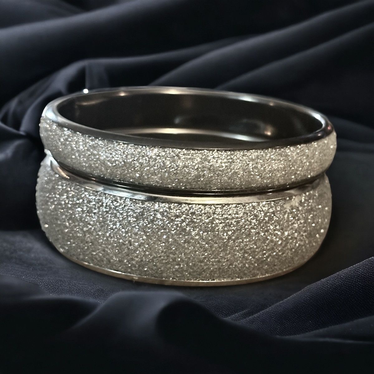 Other Silver glittery bangle bracelets Size ONE SIZE - 1 Thumbnail
