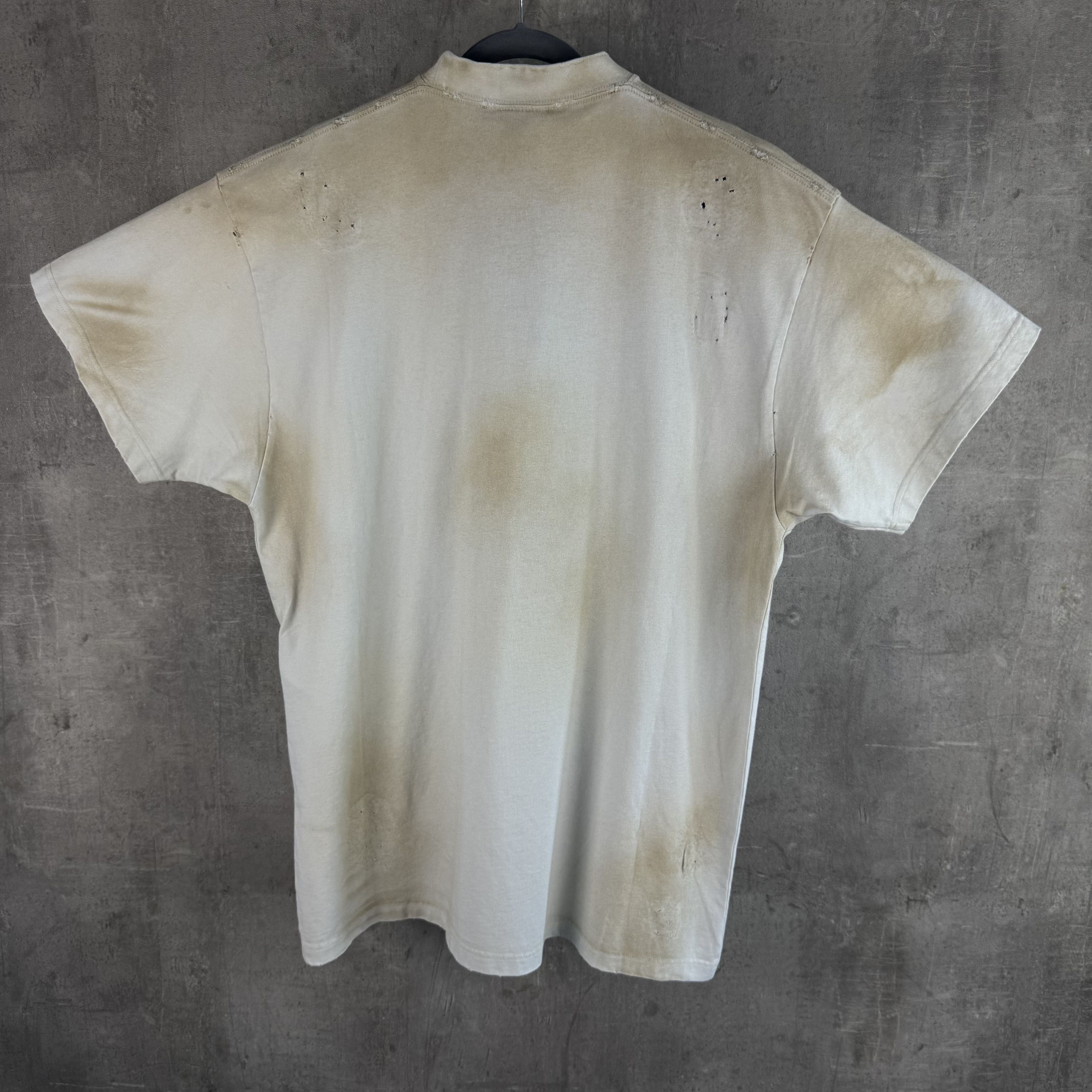 Balenciaga BALENCIAGA Skater Logo Oversized T-Shirt in Dirty White Size US S / EU 44-46 / 1 - 8 Thumbnail