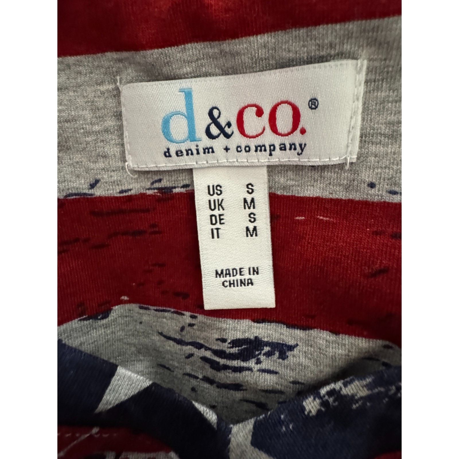 Denim & Co. Denim & Co. American Flag Short Sleeve V-Neck Top Small Size S / US 4 / IT 40 - 13 Thumbnail