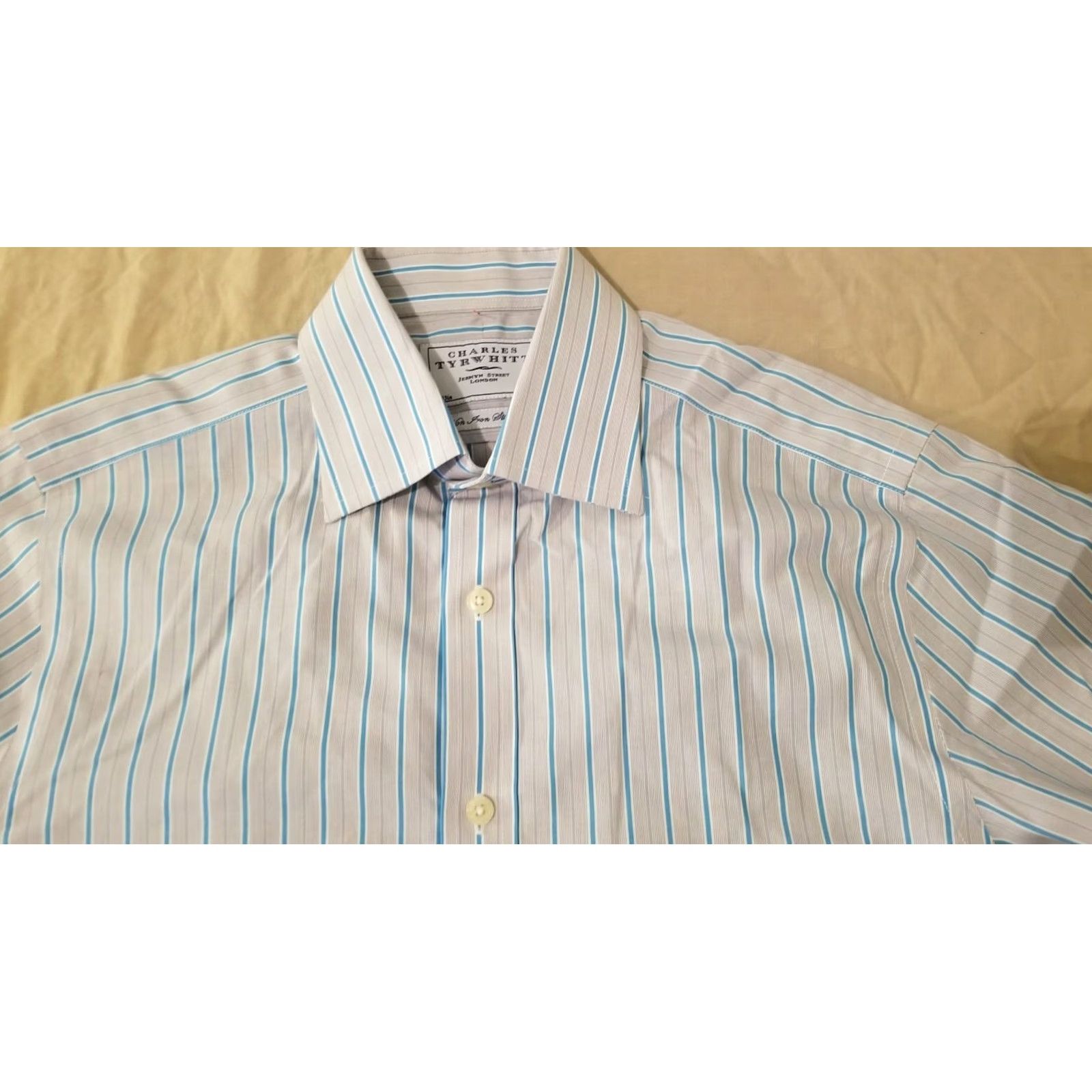 Charles Tyrwhitt Mens Charles Tyrwhitt Dress Shirt 15 33 Grey Cotton Blue Button Regular Shirt Mens 15 33 Gray Blue Cotton Charles Tyrwhitt Size 40R - 2 Thumbnail