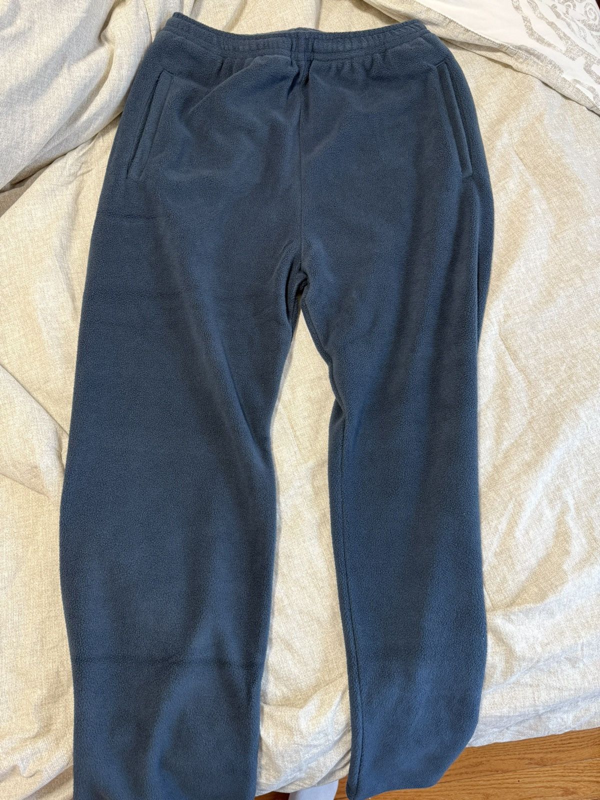 Balenciaga × Gap × Yeezy Yeezy Gap Polar Fleece sweatpants Dark Blue. Medium Size US 32 / EU 48 - 1 Thumbnail