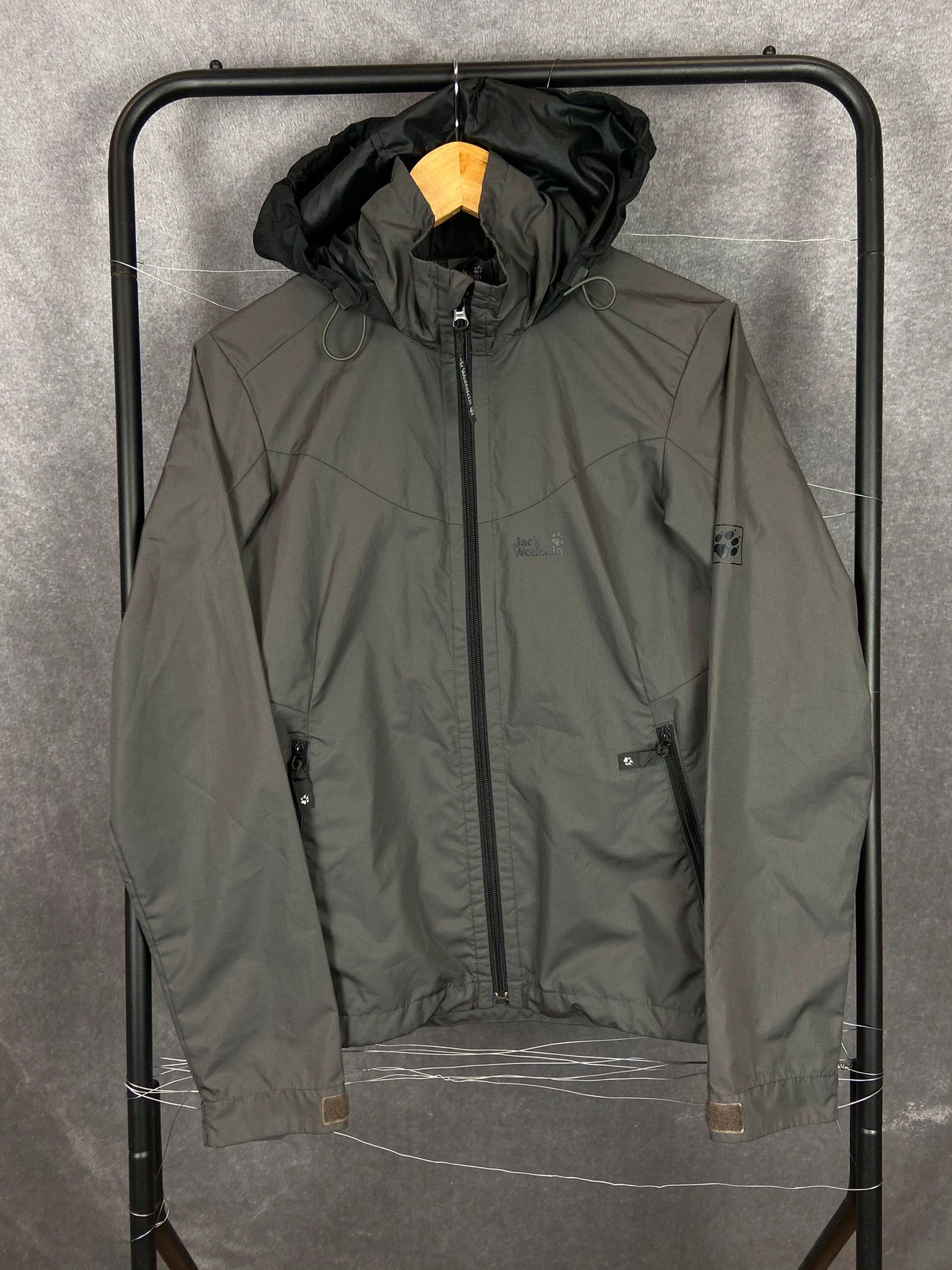 Jack Wolfskin Jack Wolfskin Gray Outdoor Technical Jacket Size S Size S / US 4 / IT 40 - 1 Thumbnail