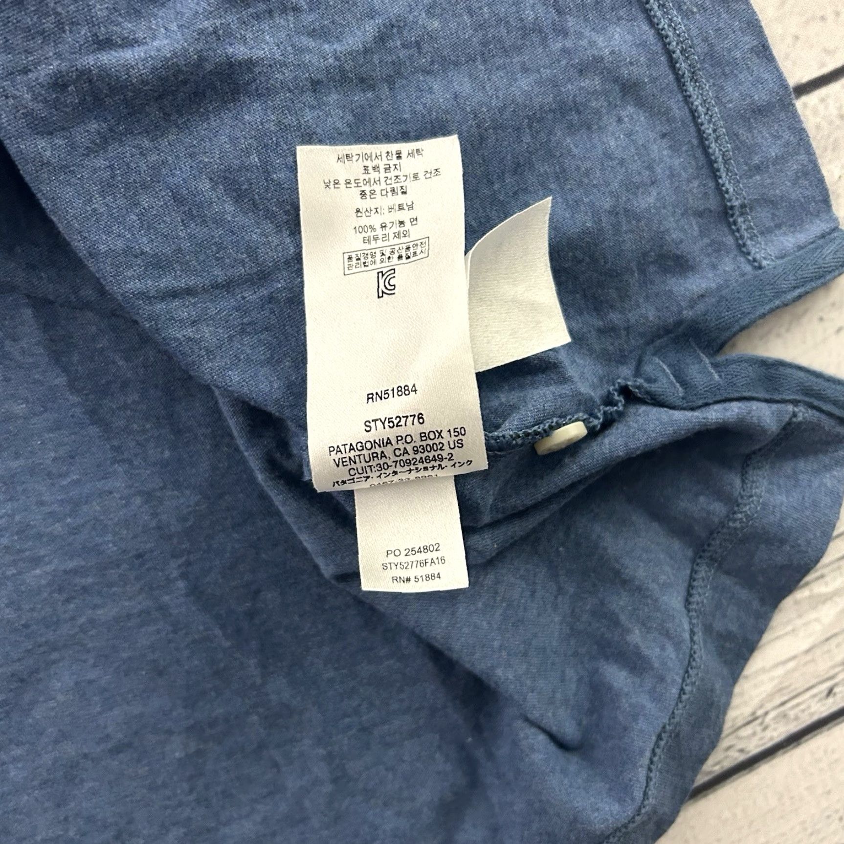 Patagonia Patagonia Organic Cotton Short Sleeve Golf Polo Shirt Men's Large Blue Size US L / EU 52-54 / 3 - 7 Thumbnail