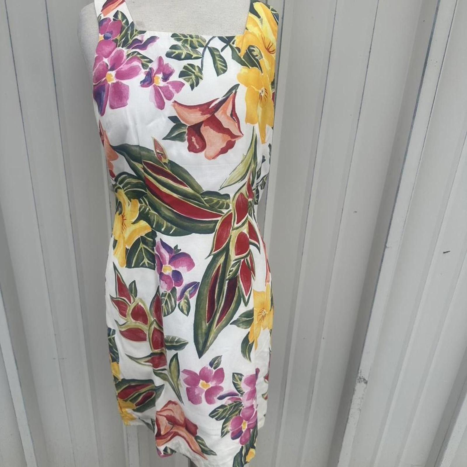 Icy Rabbit Rabbit Women's Multi and White Casual-dress Size ONE SIZE - 2 Thumbnail