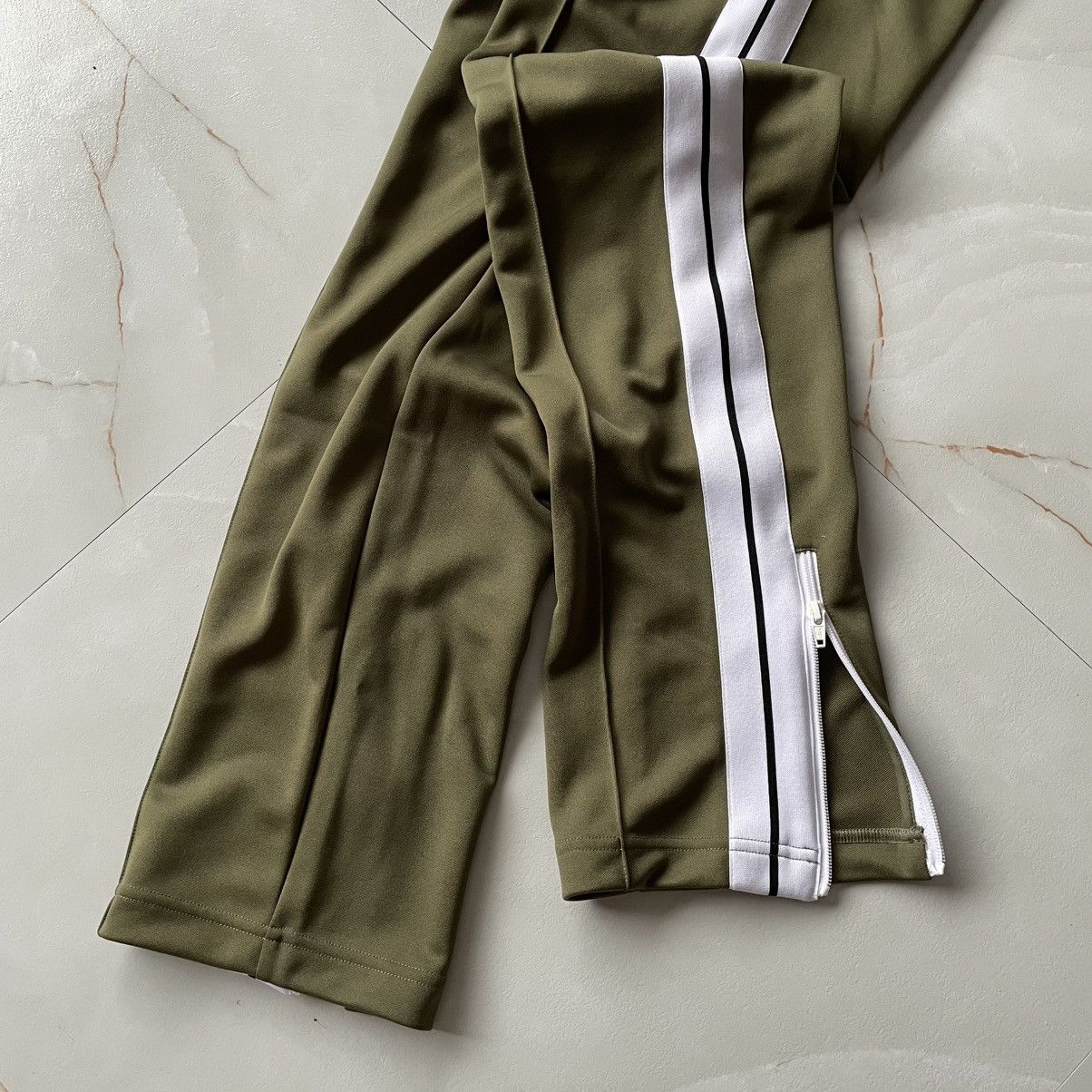 Palm Angels PALM ANGELS MILITARY TRACKPANTS Size US 32 / EU 48 - 11 Thumbnail