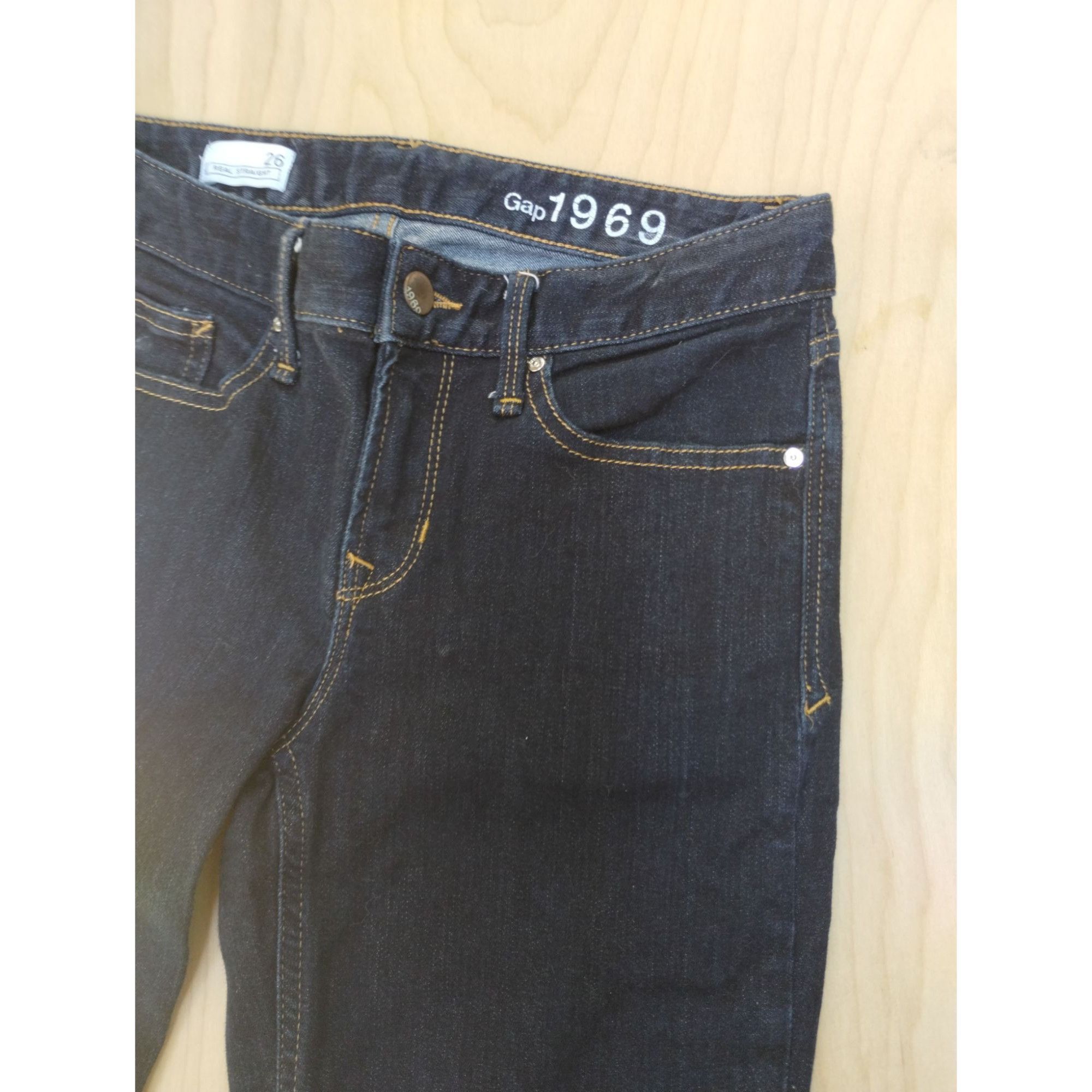 Gap Women Gap 1969 Real Straight Dark Wash Jeans Size 26 Waist 2 Size 26" / US 2 / IT 38 - 2 Thumbnail
