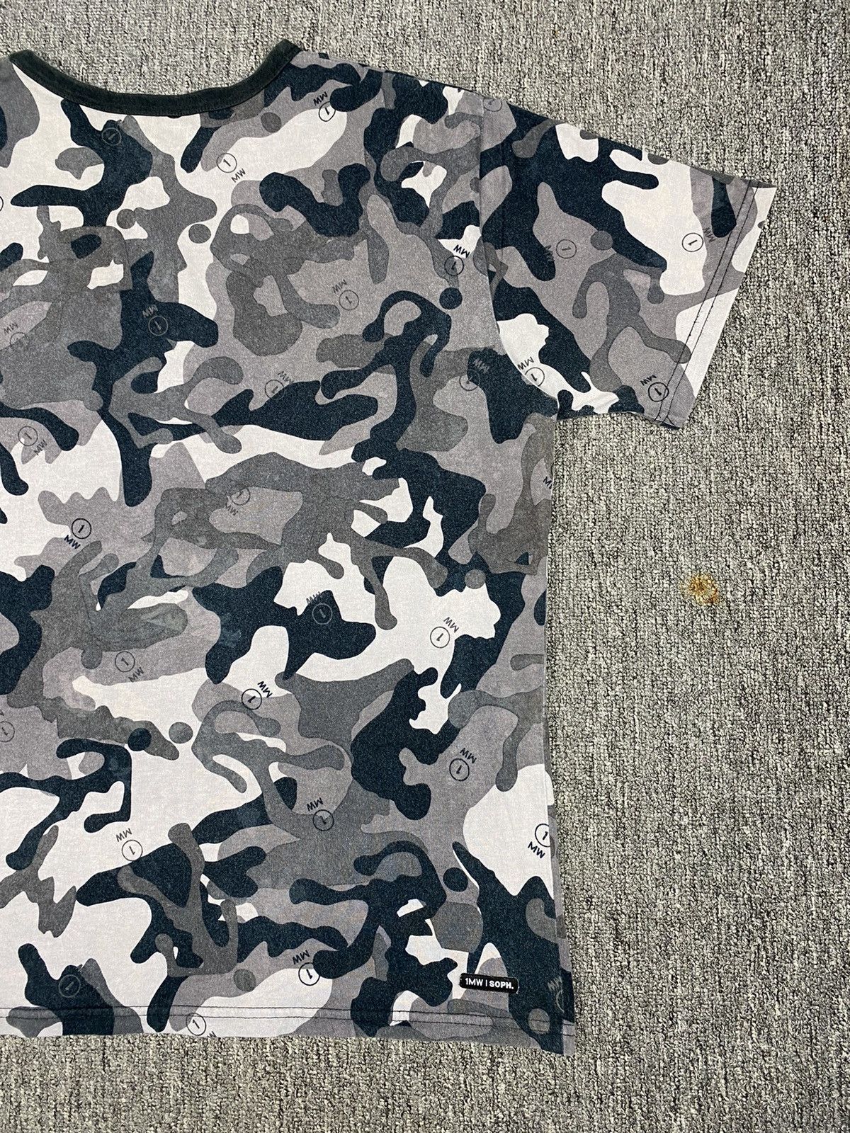 Sophnet. Camouflage Hirofumi Kiyonaga Tshirt Size US XL / EU 56 / 4 - 9 Thumbnail