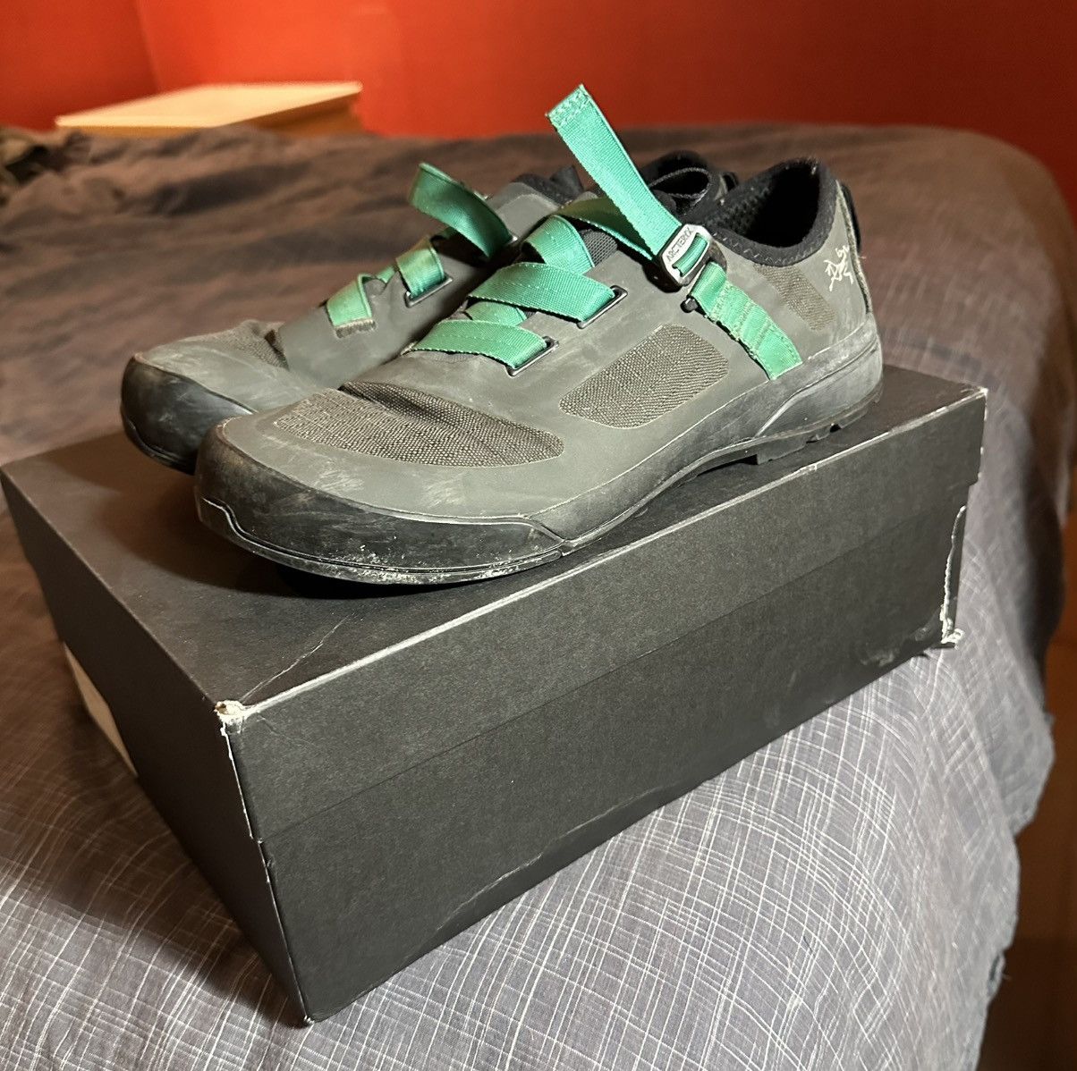 Arc'teryx Arc’teryx hiking shoe Size US 9.5 / IT 39.5 - 1 Thumbnail