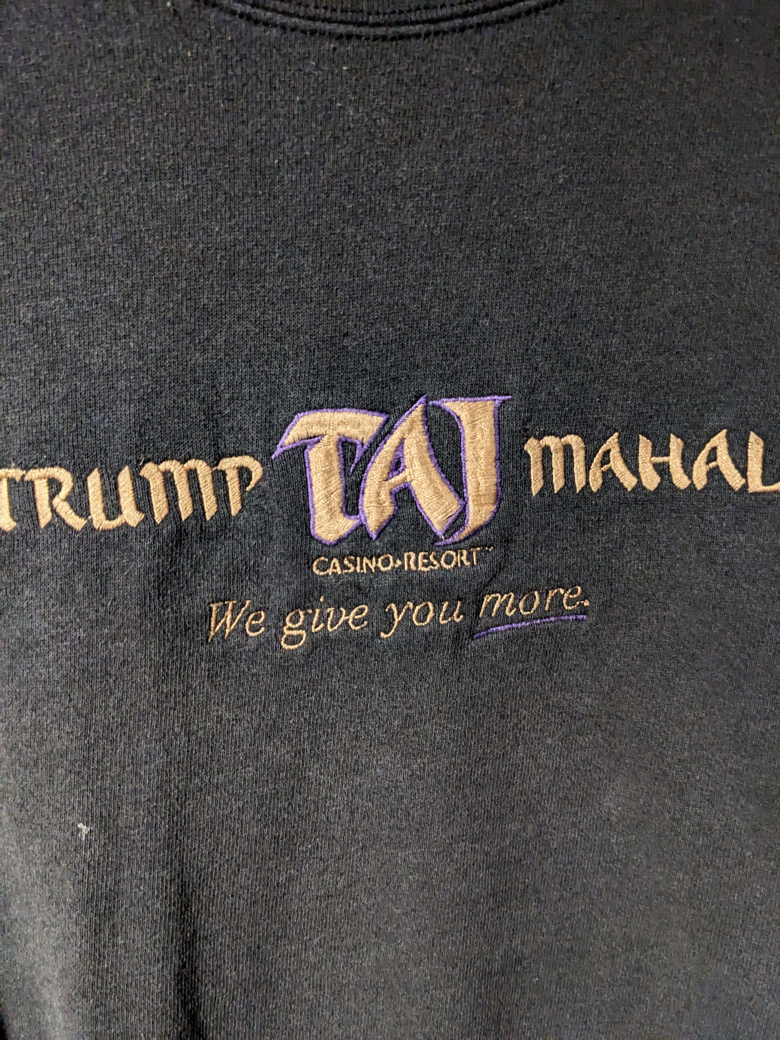 Donald Trump × Vintage Vintage 90s Trump Mahal Casino Resort Medium Sweatshirt Size US M / EU 48-50 / 2 - 2 Thumbnail