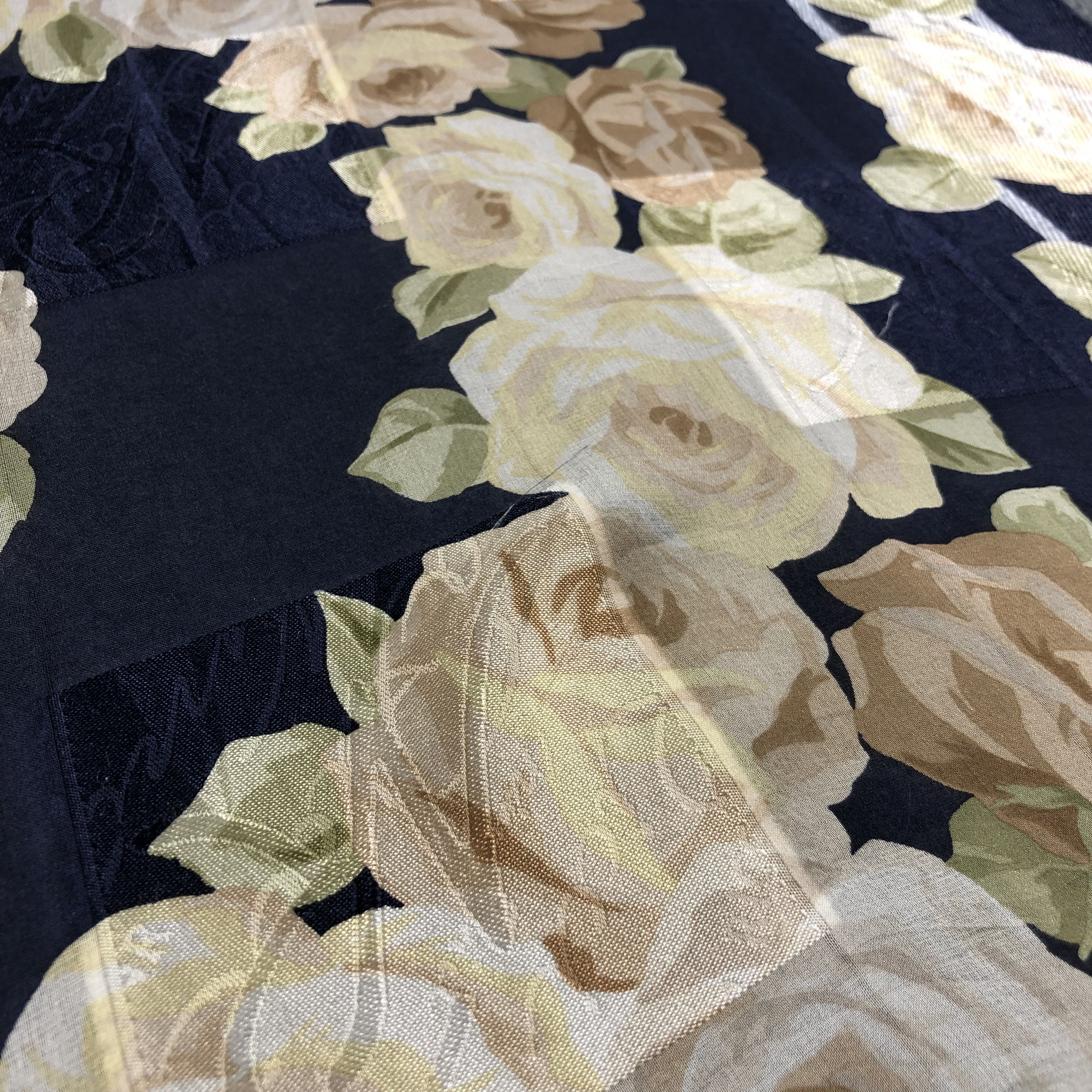 Nina Ricci Vintage Nina Ricci Floral Silk Scarf M827 Size ONE SIZE - 9 Thumbnail